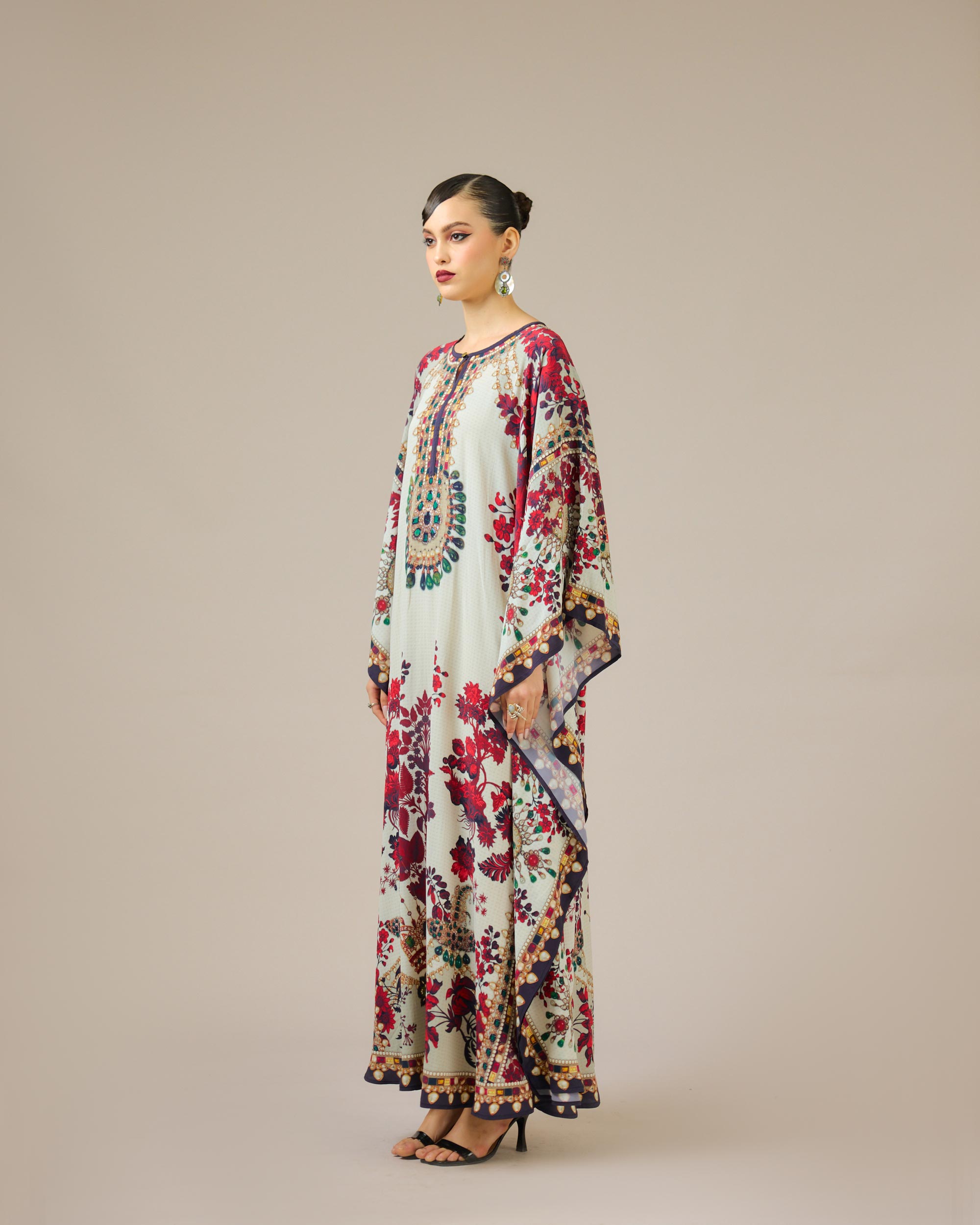 Nizam : Sharifa - Ivory/Red