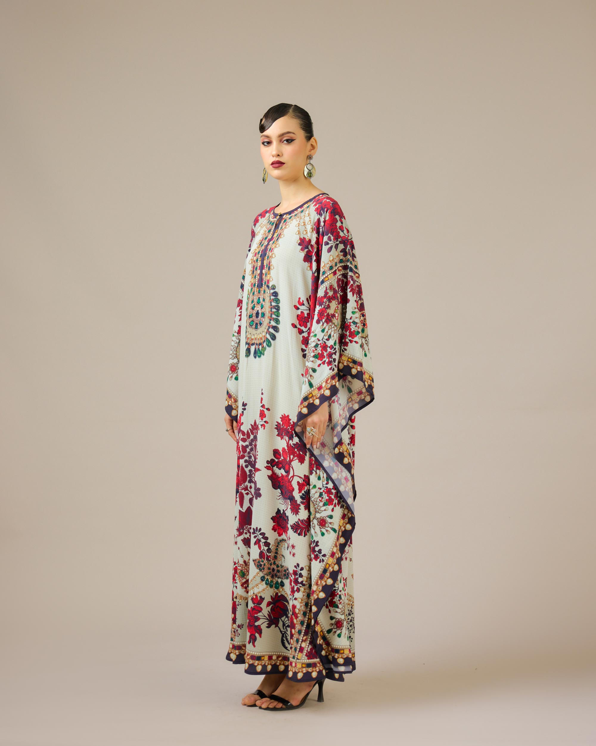 Nizam : Sharifa - Ivory/Red