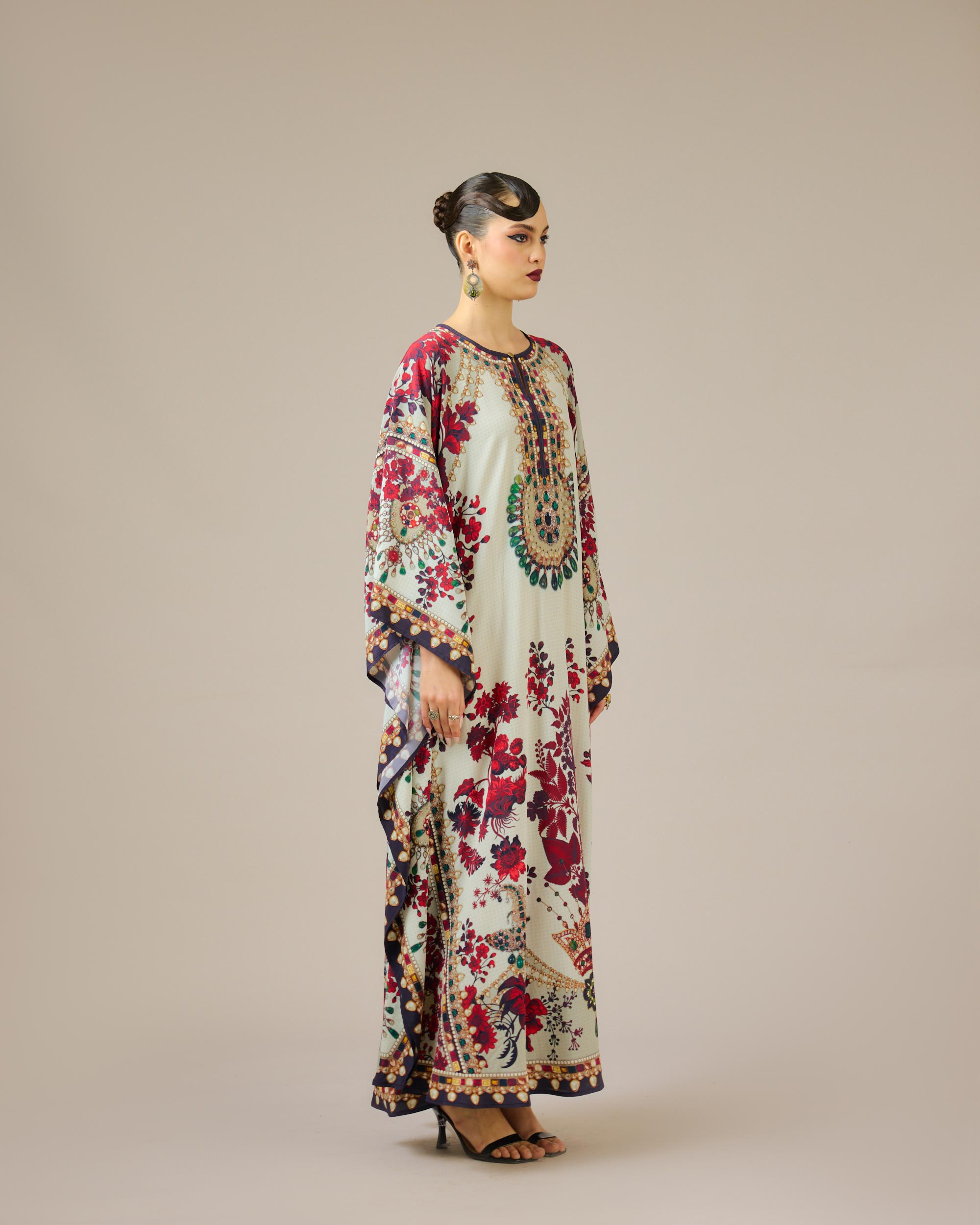 Nizam : Sharifa - Ivory/Red