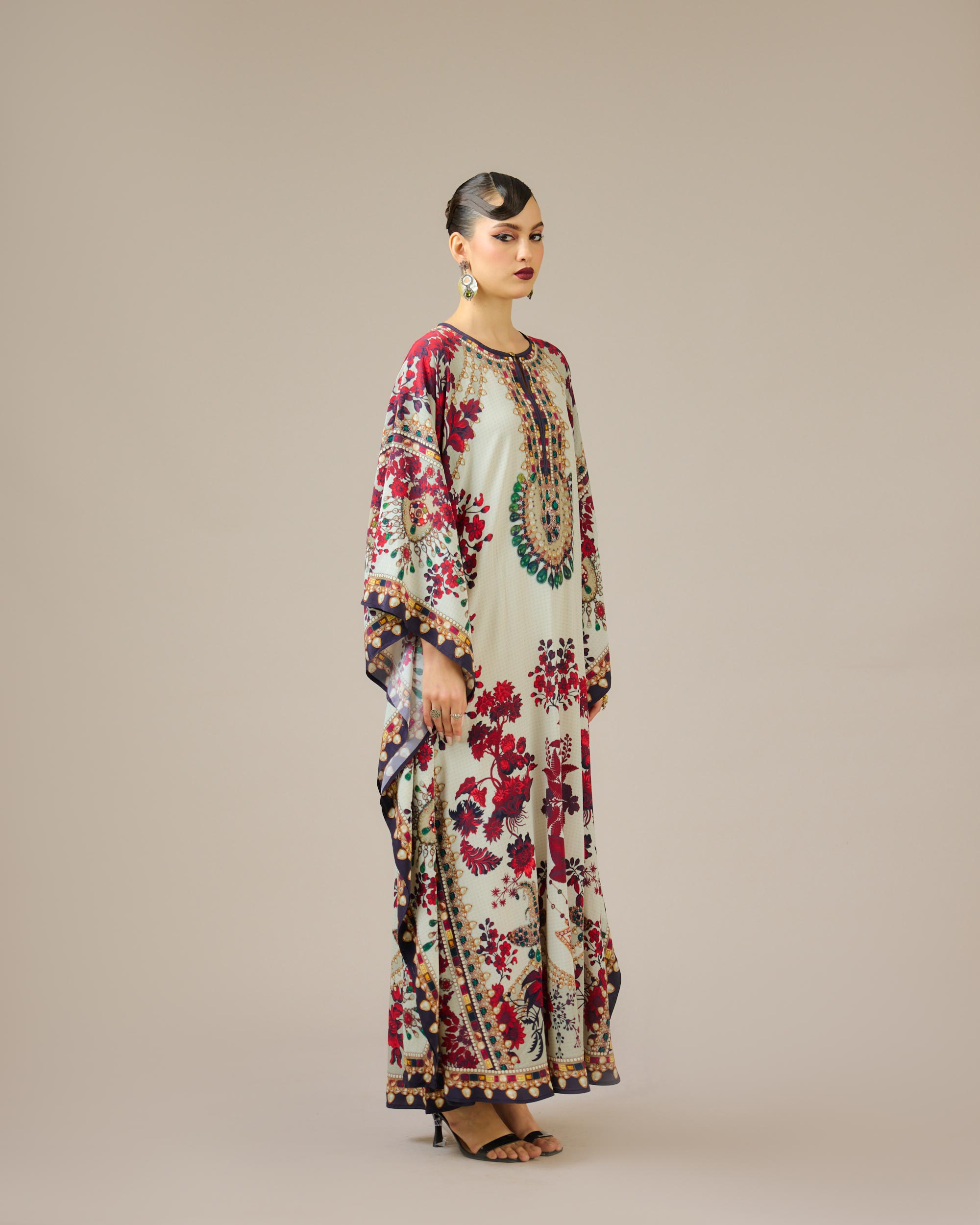 Nizam : Sharifa - Ivory/Red