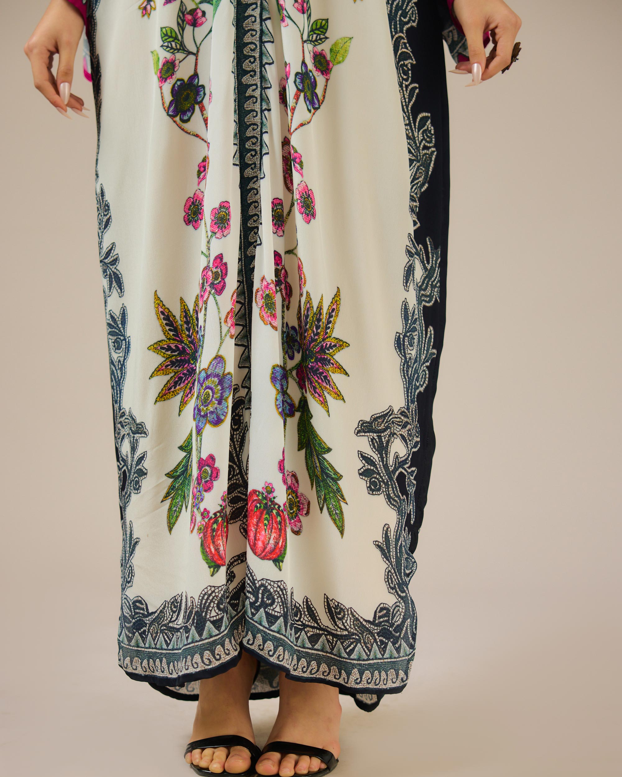 Florence : Verona - Ivory/Black