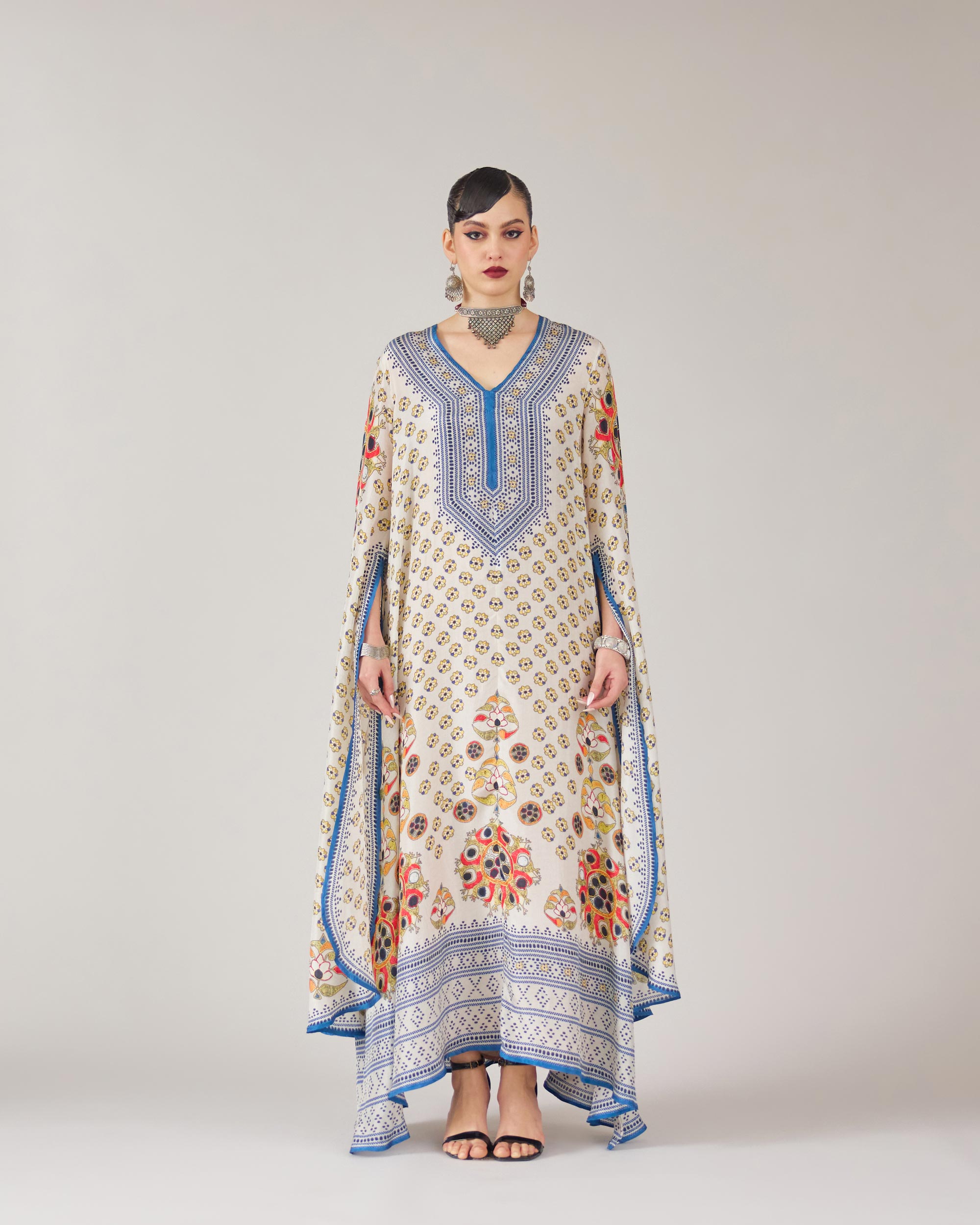 Beendi : Sakina