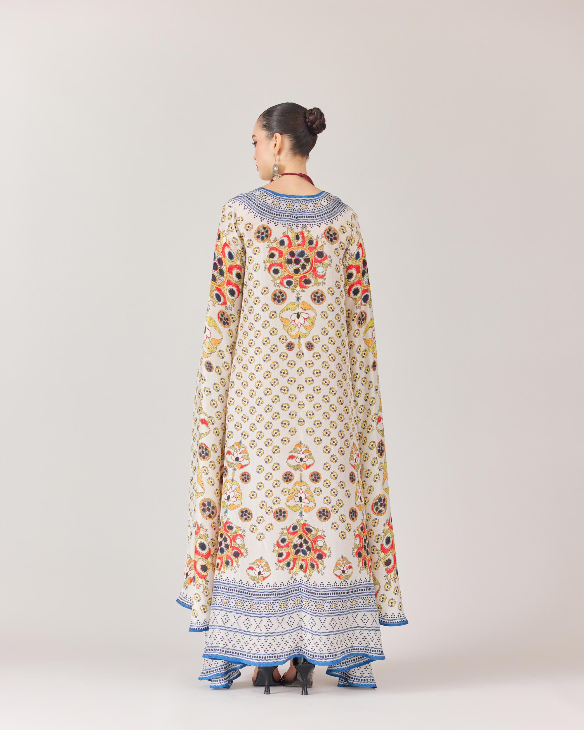 Beendi : Sakina