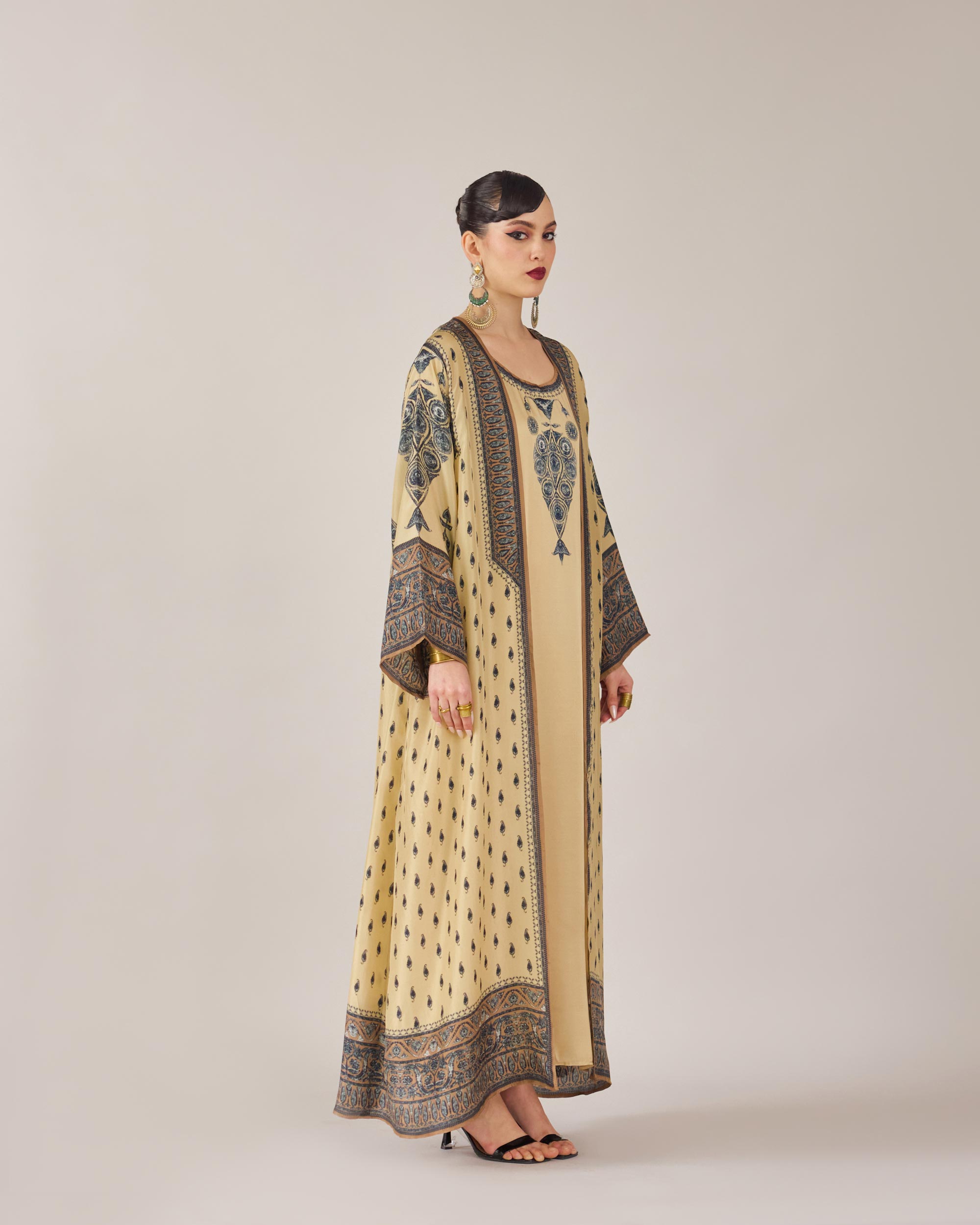 Zari : Kimono Set
