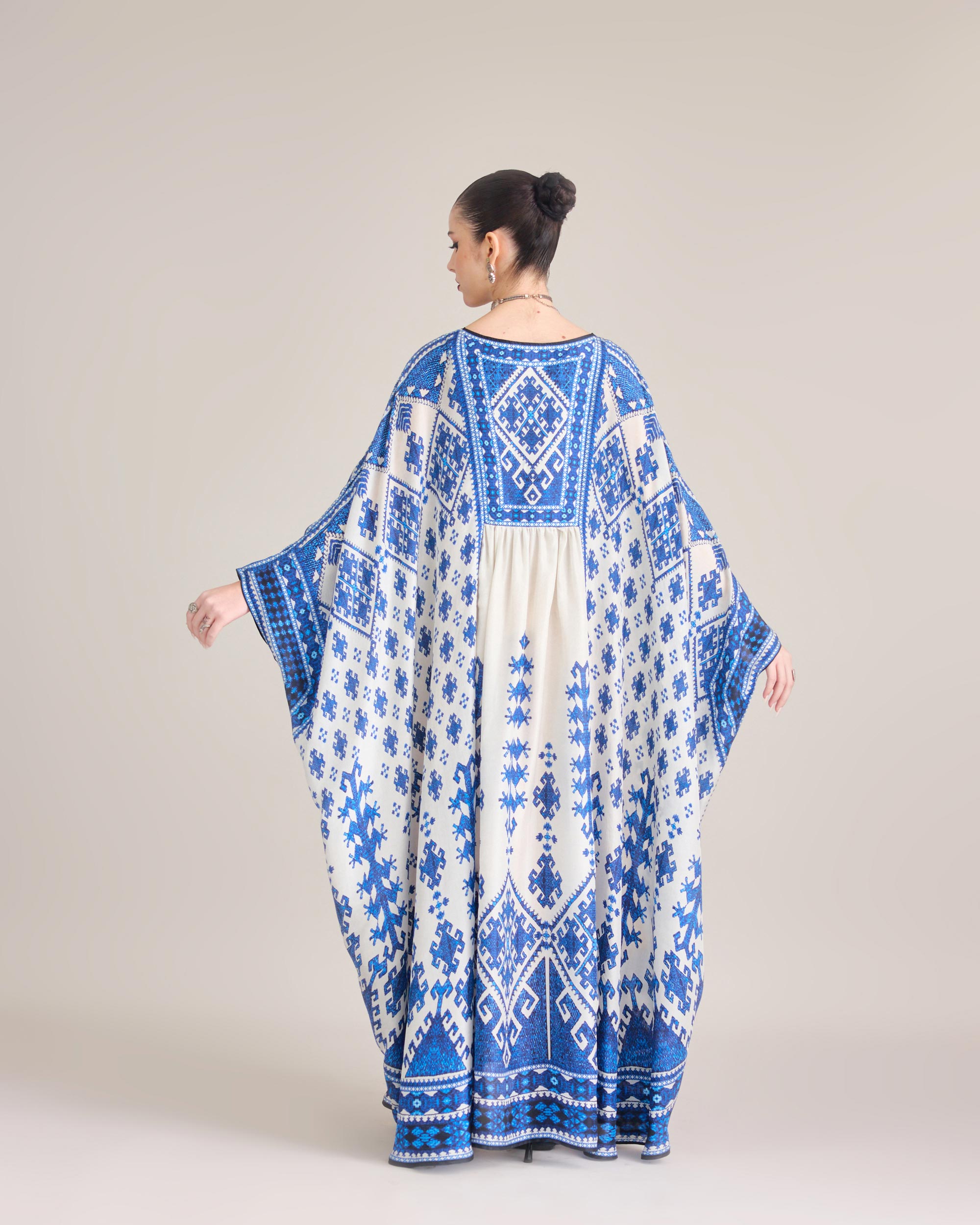 Phulkari : Yolanda