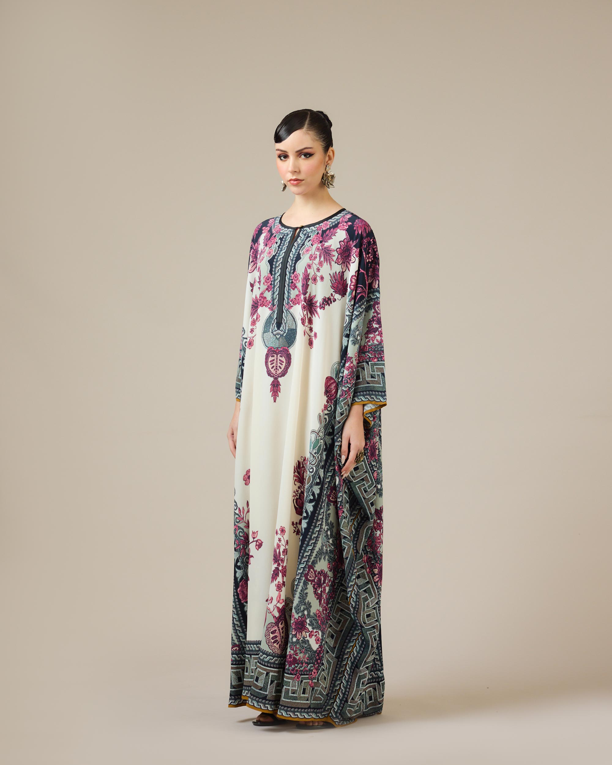 Florence : Sharifa - Ivory/Raspberry