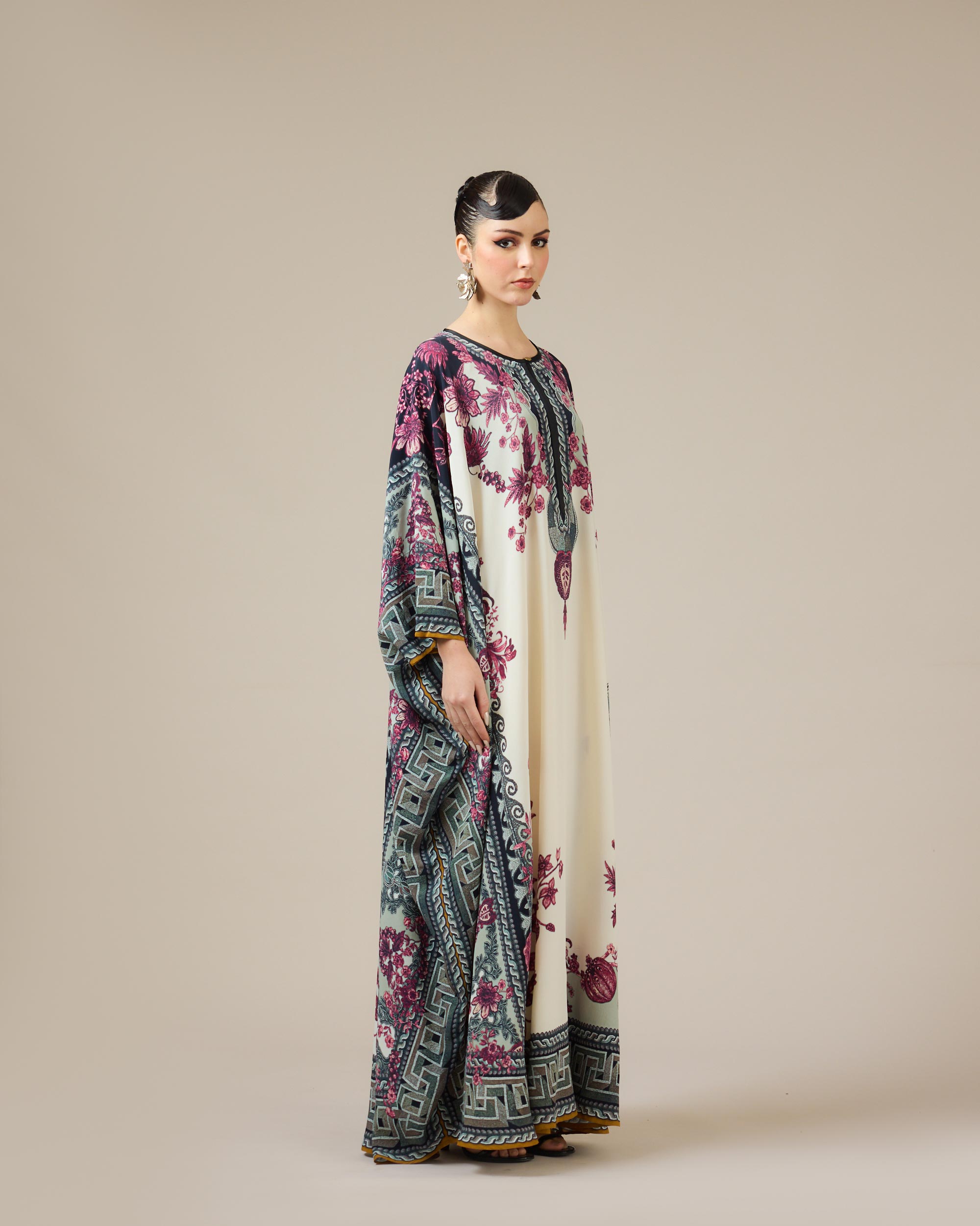 Florence : Sharifa - Ivory/Raspberry