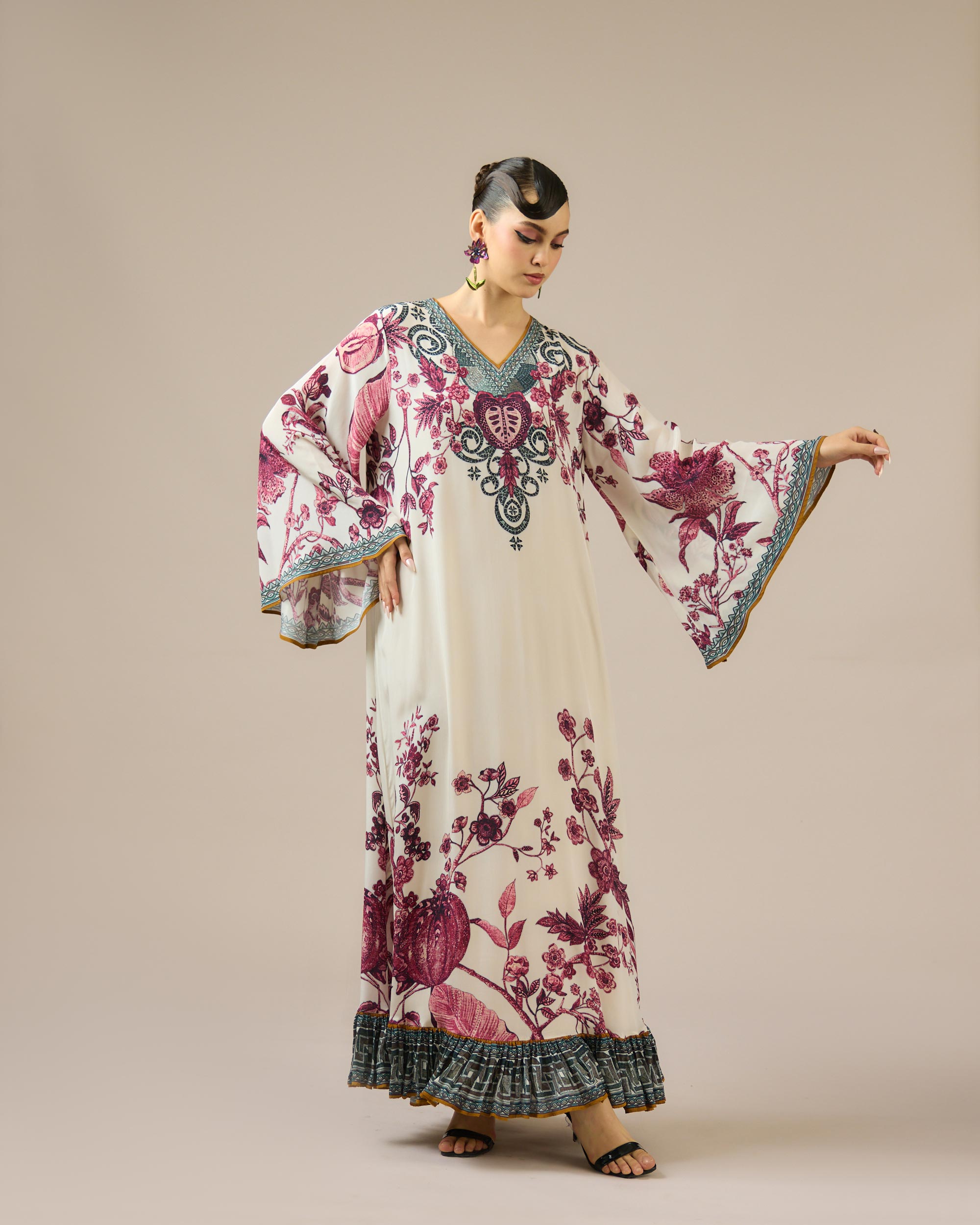 Florence : Barkha - Ivory/Raspberry