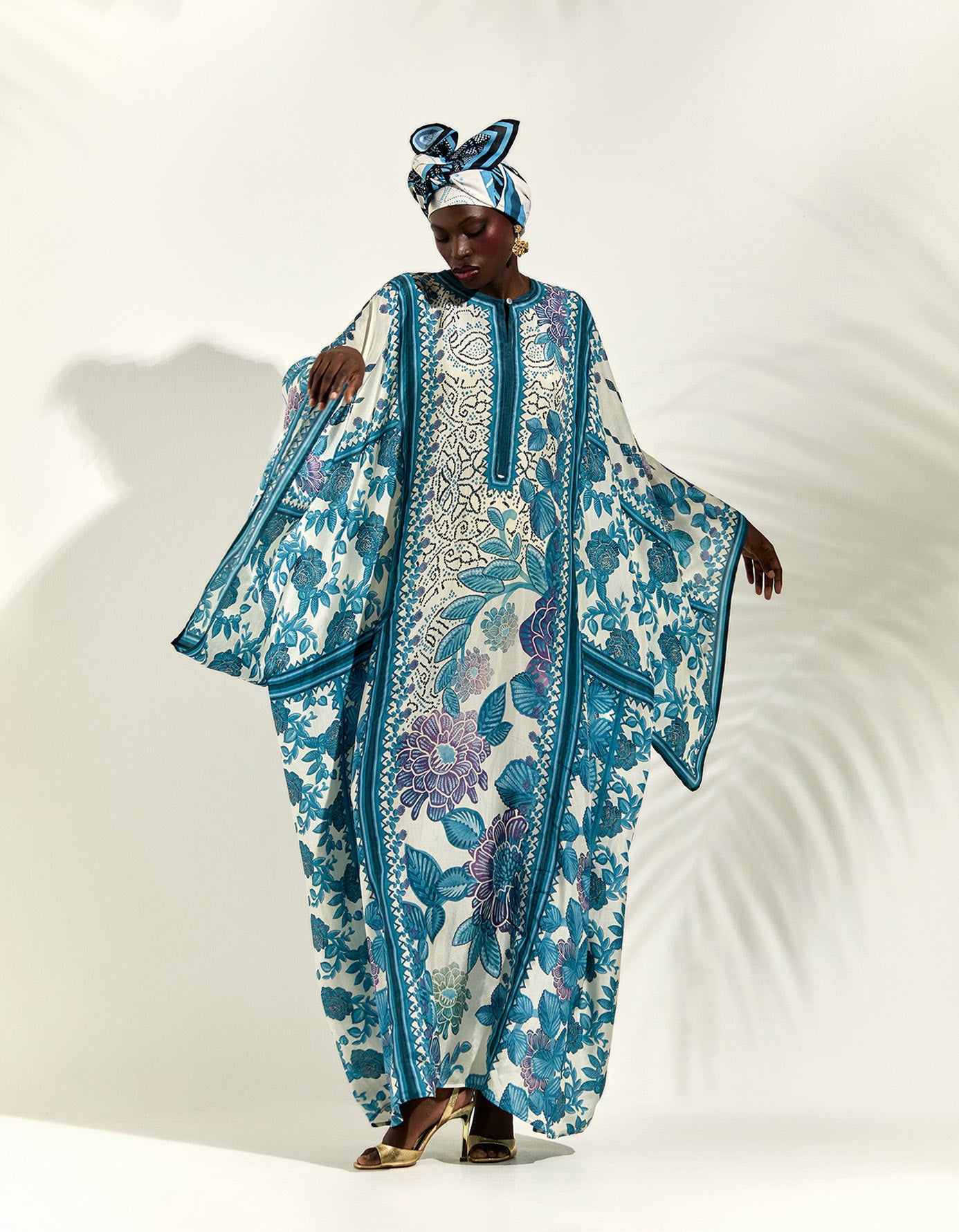 Jamaica : Beatrice - Ivory/Blue