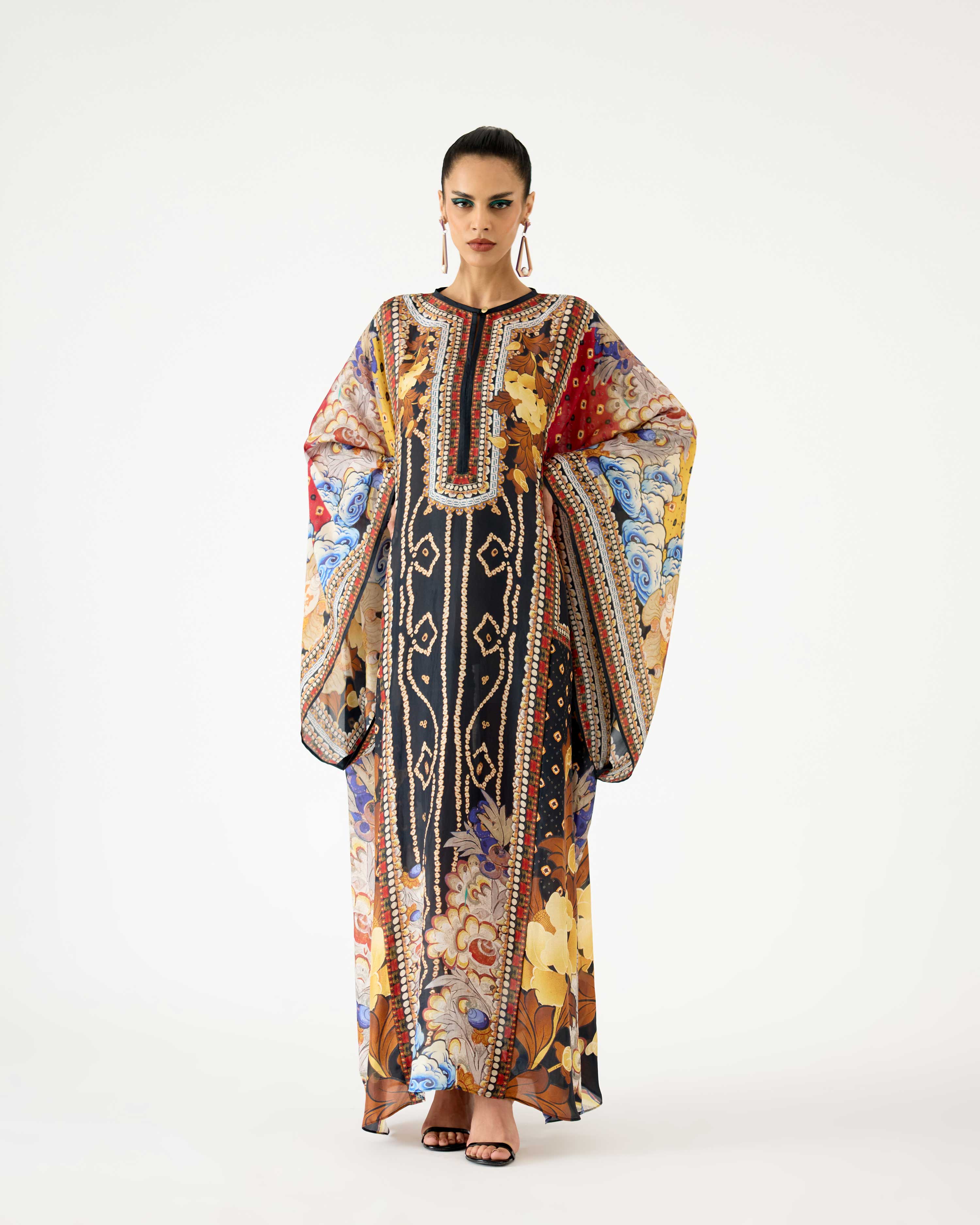 Ladakh : Beatrice - Black/Maroon