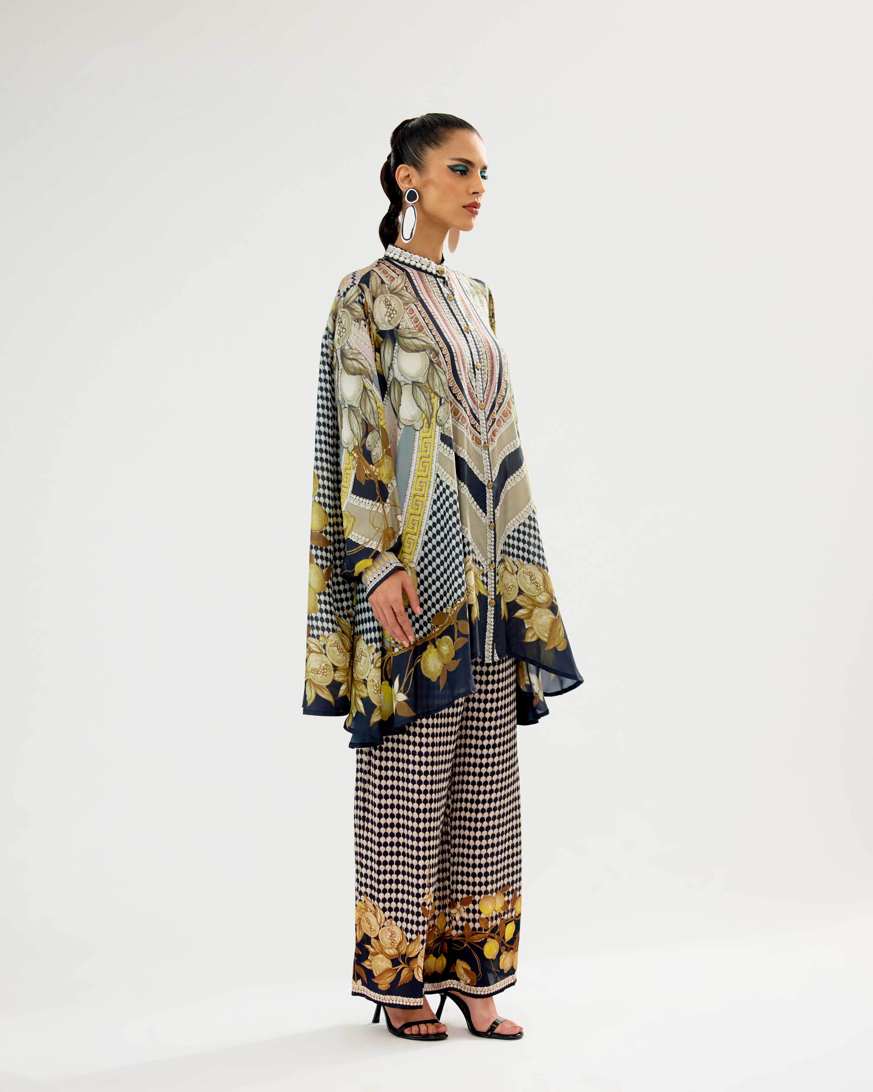 Orvieto : Nilofer - Black/Blush