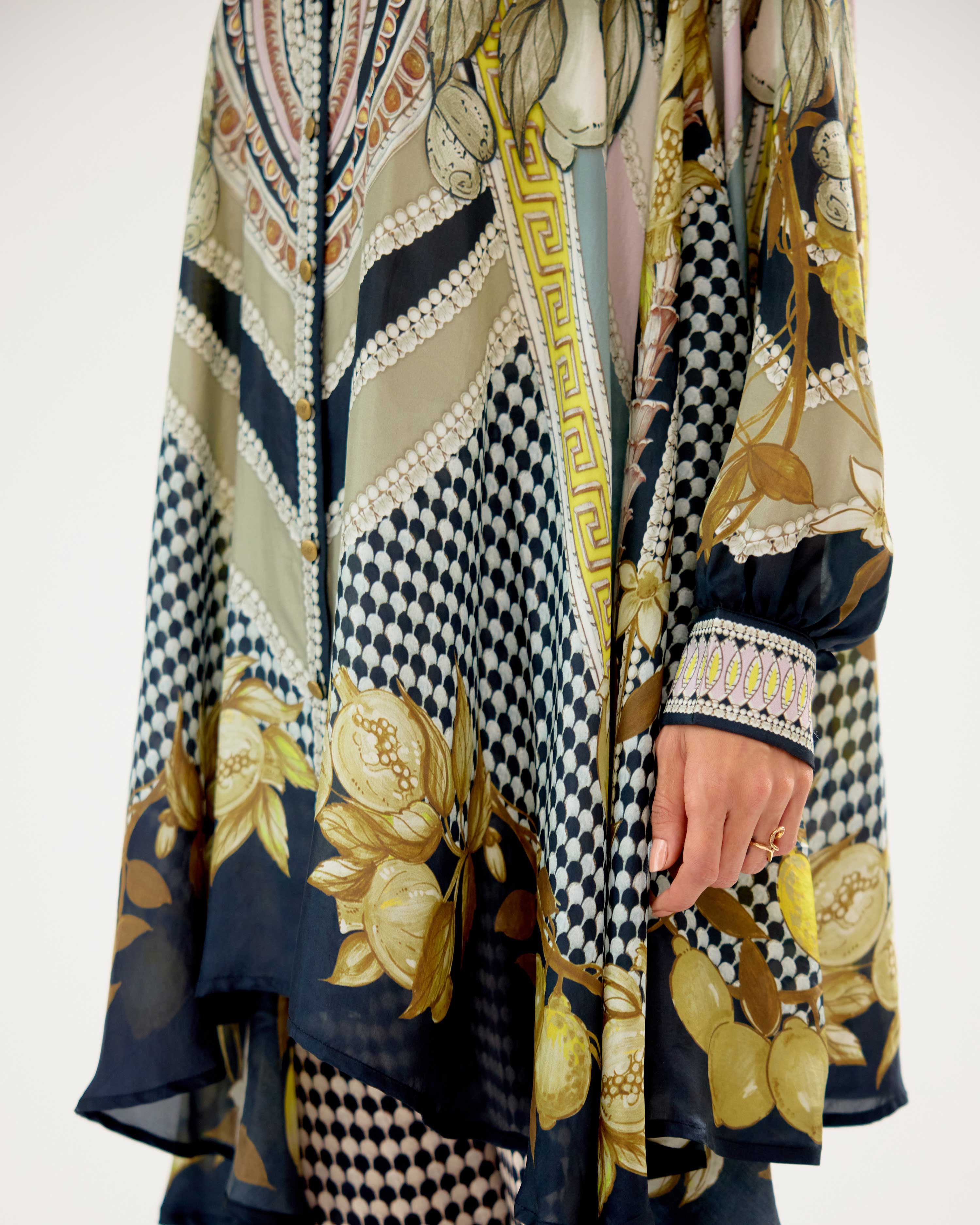 Orvieto : Nilofer - Black/Blush