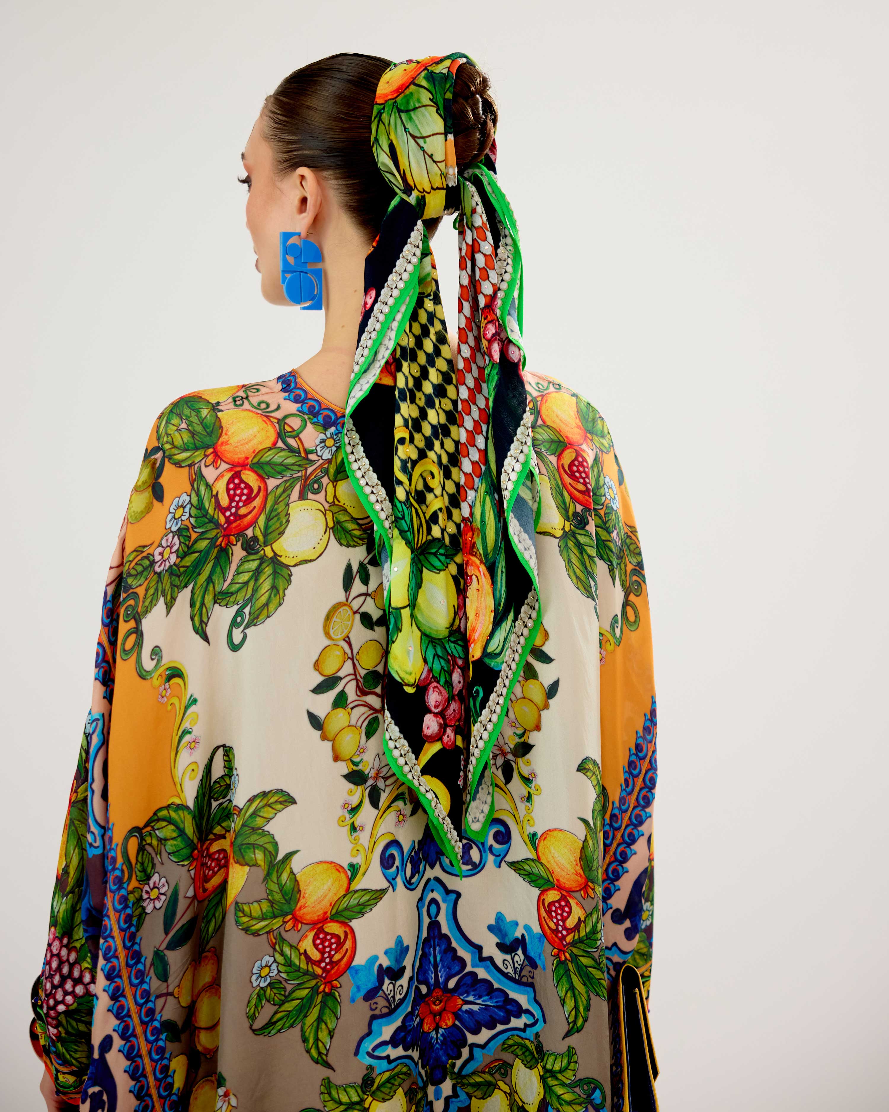 Orvieto : Insha - Ivory/Multi