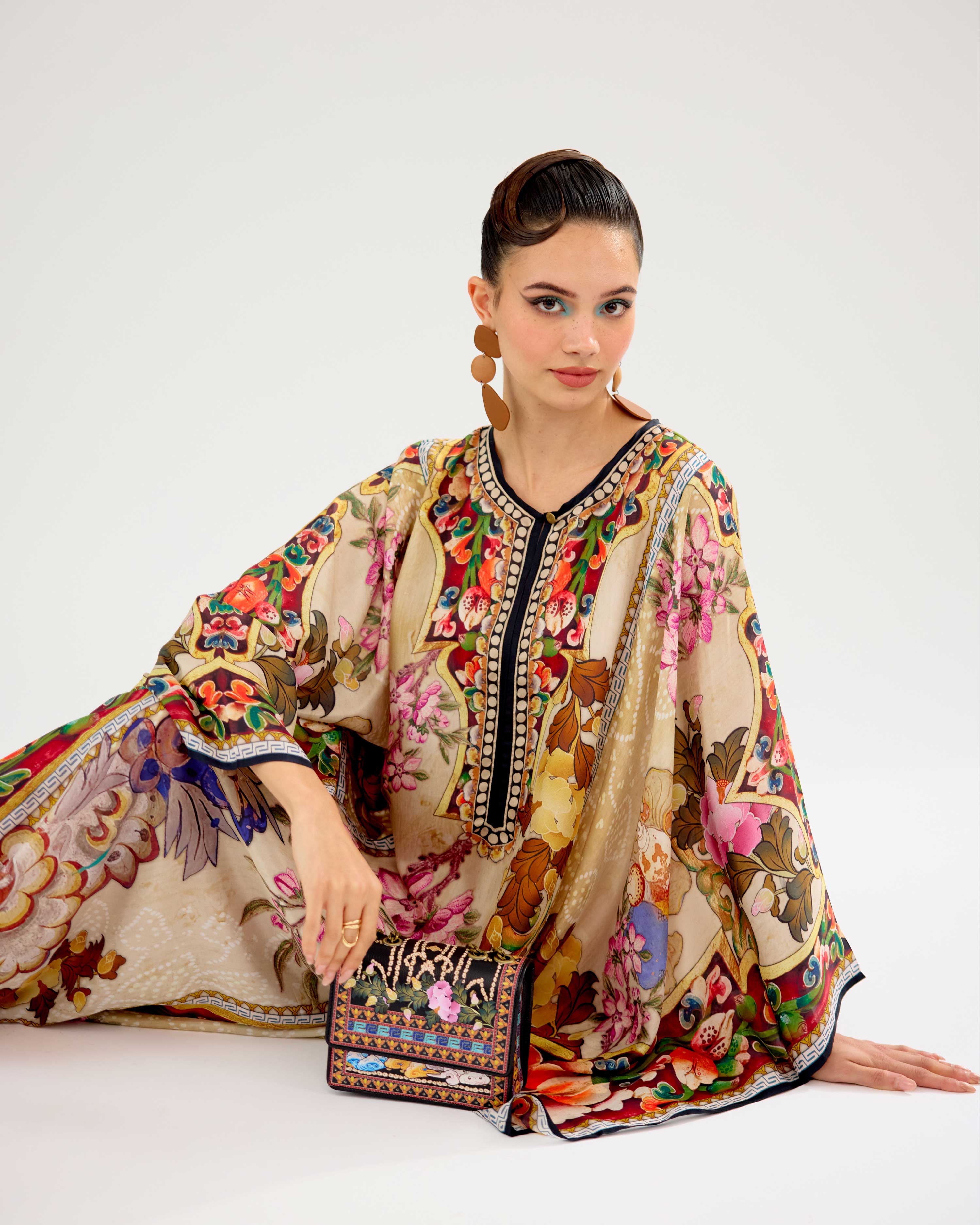 Ladakh : Beatrice - Beige/Multi