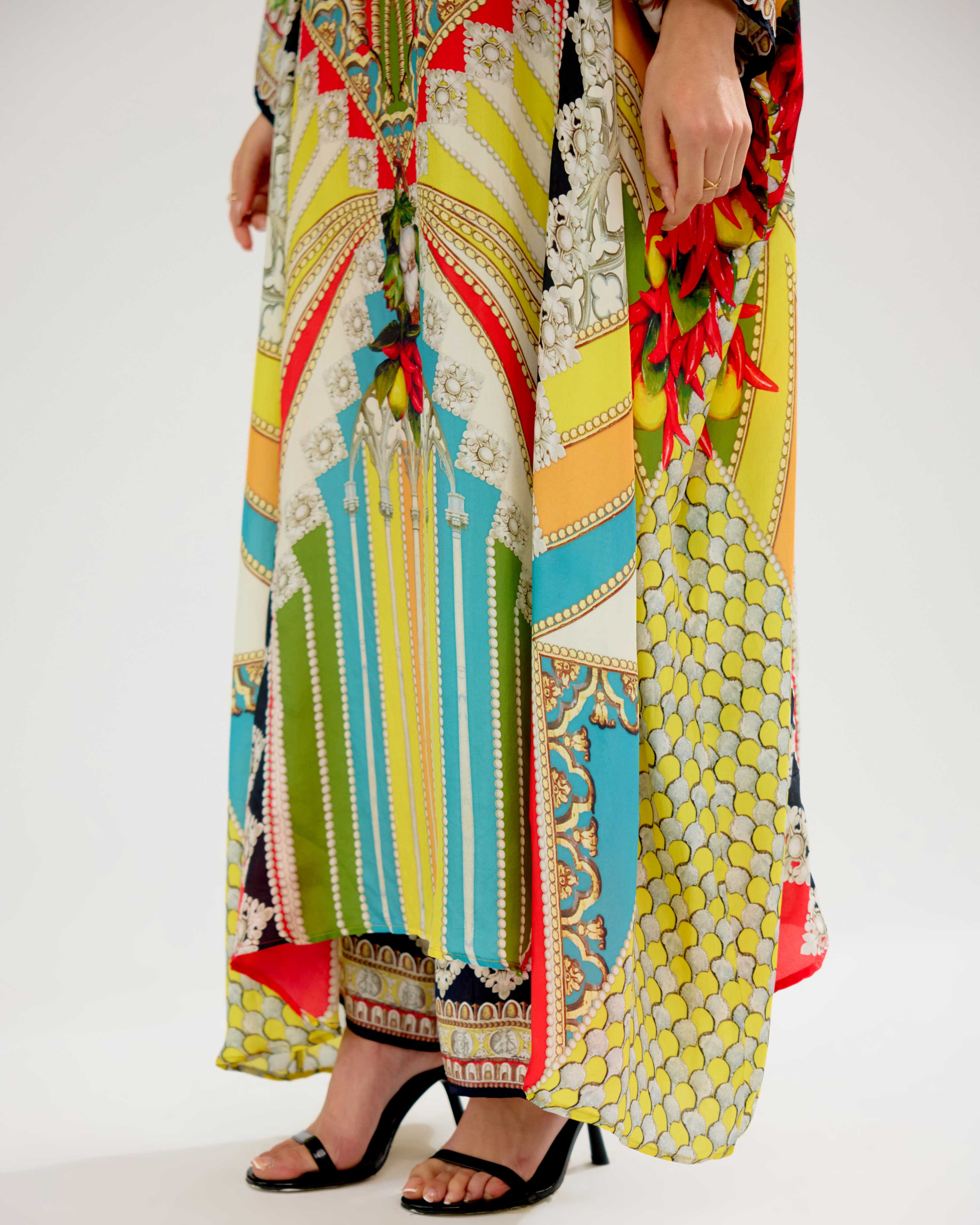 Orvieto : Aayat - Yellow/Red