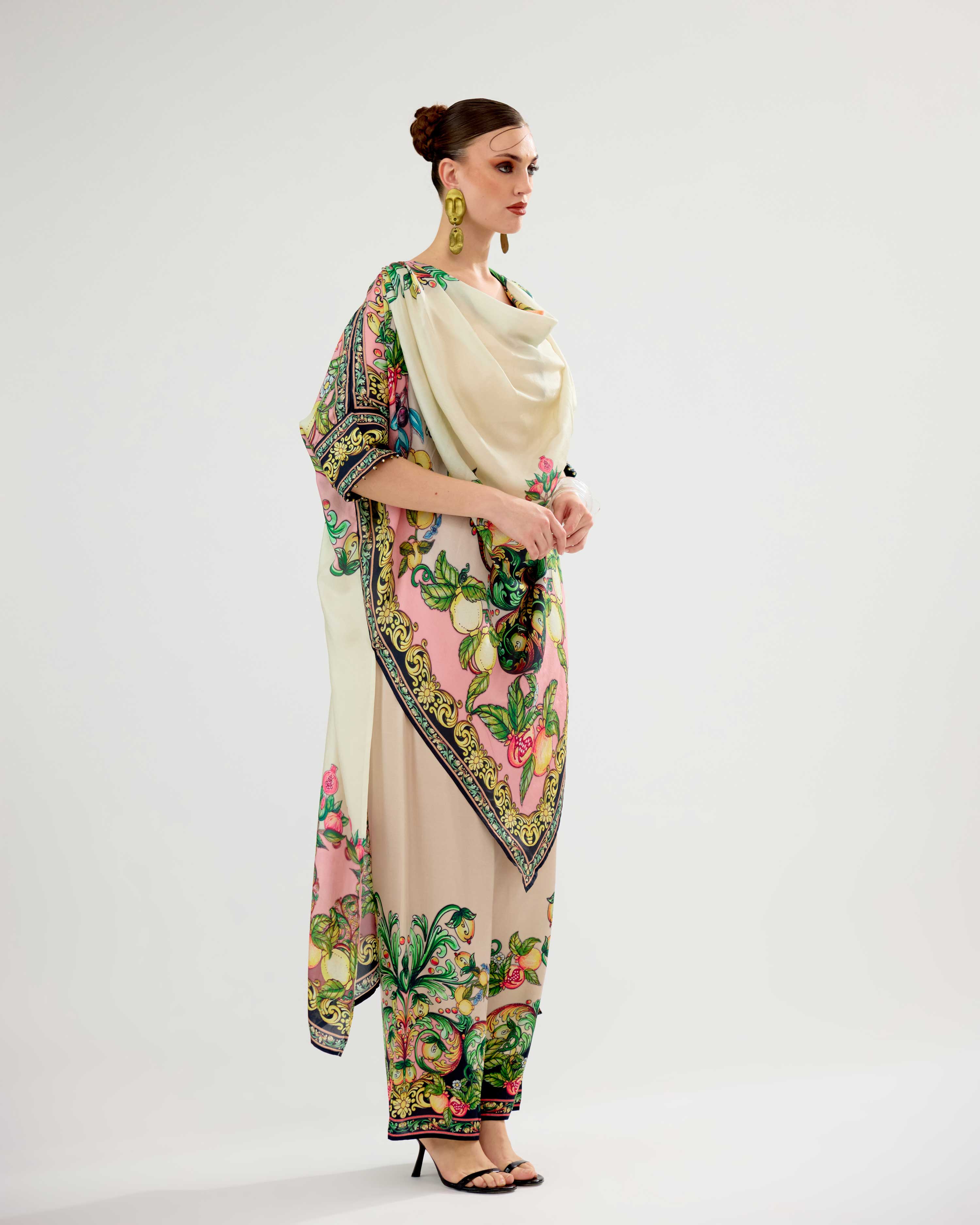 Orvieto : Montijo - Ivory/Blush