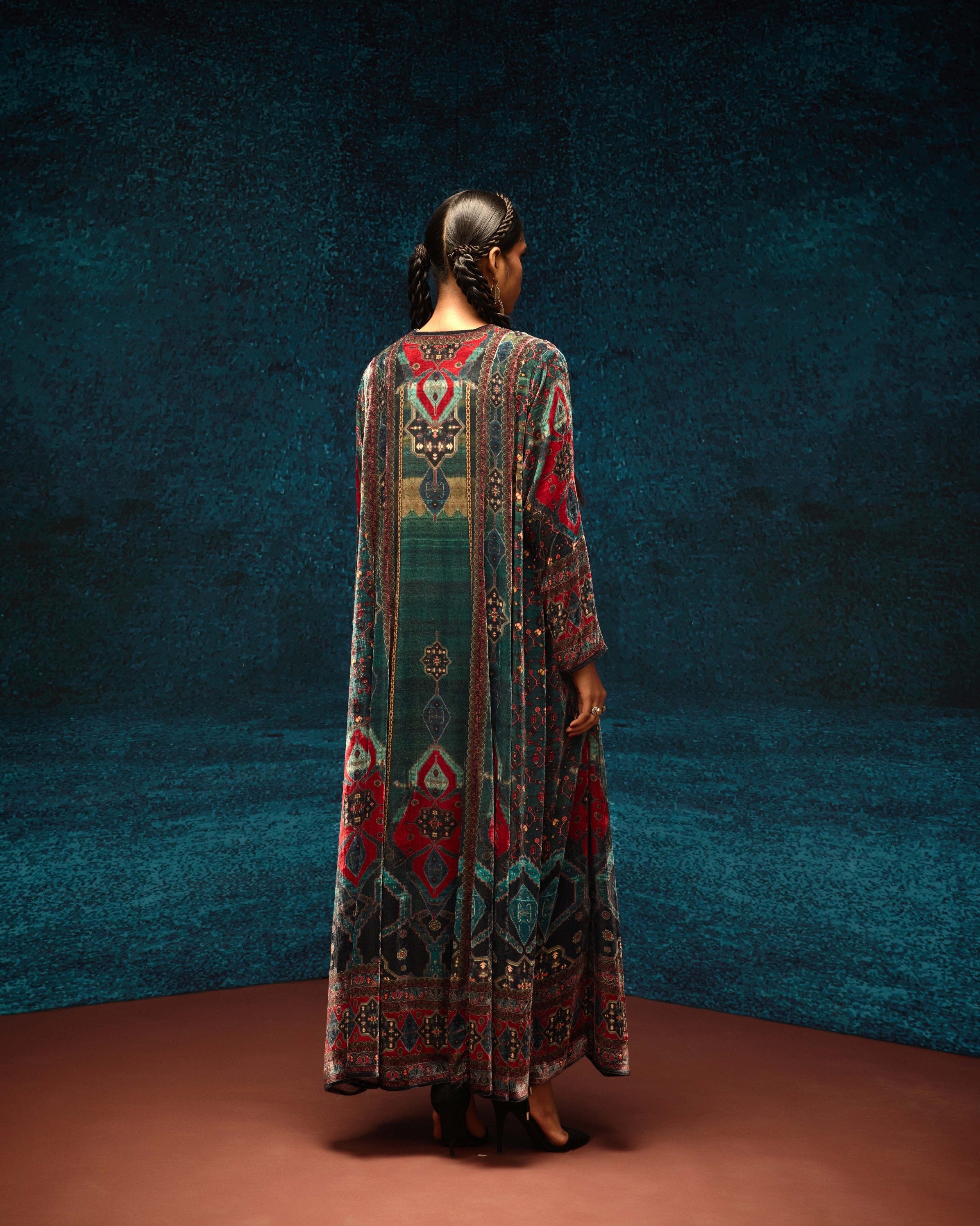 Ajrakh/Shiraz : Adavi - Black/Red