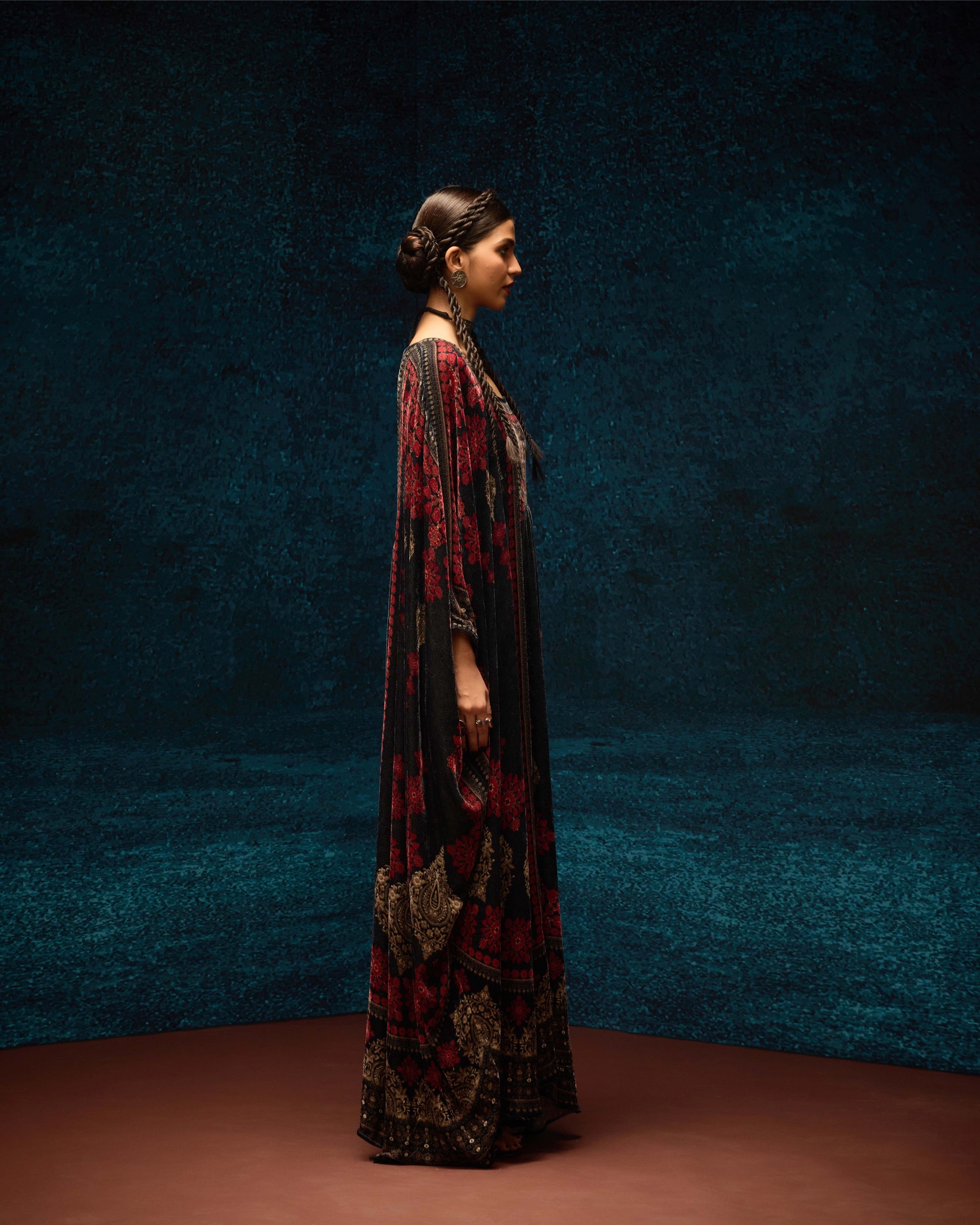 Ajrakh: Yolanda - Black/Red
