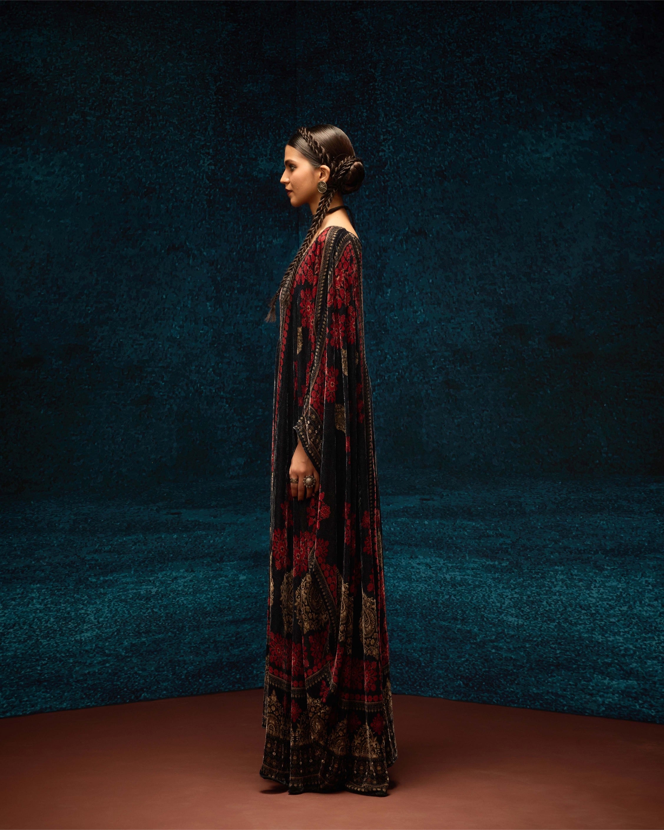 Ajrakh: Yolanda - Black/Red