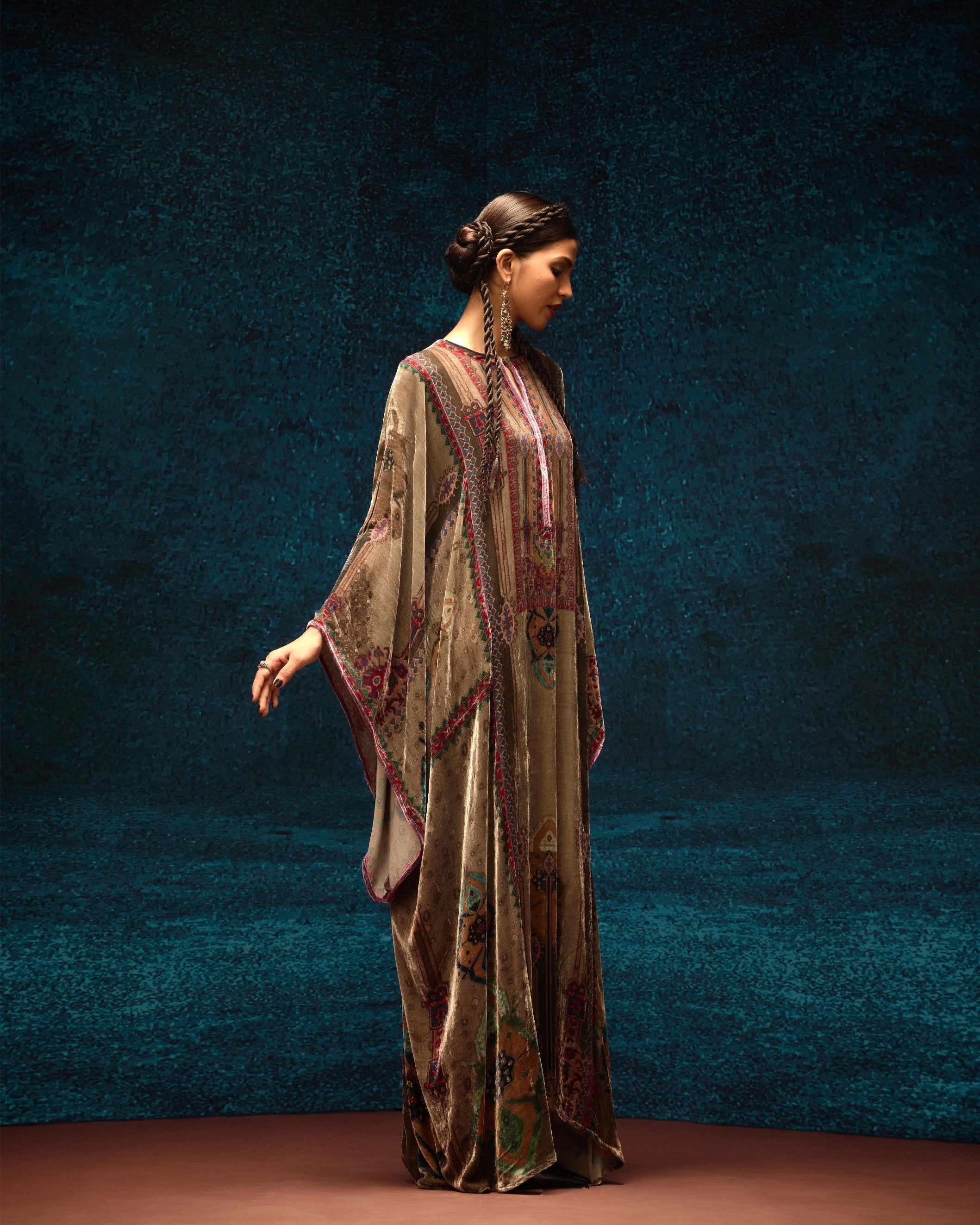 Ajrakh/Shiraz : Beatrice - Taupe