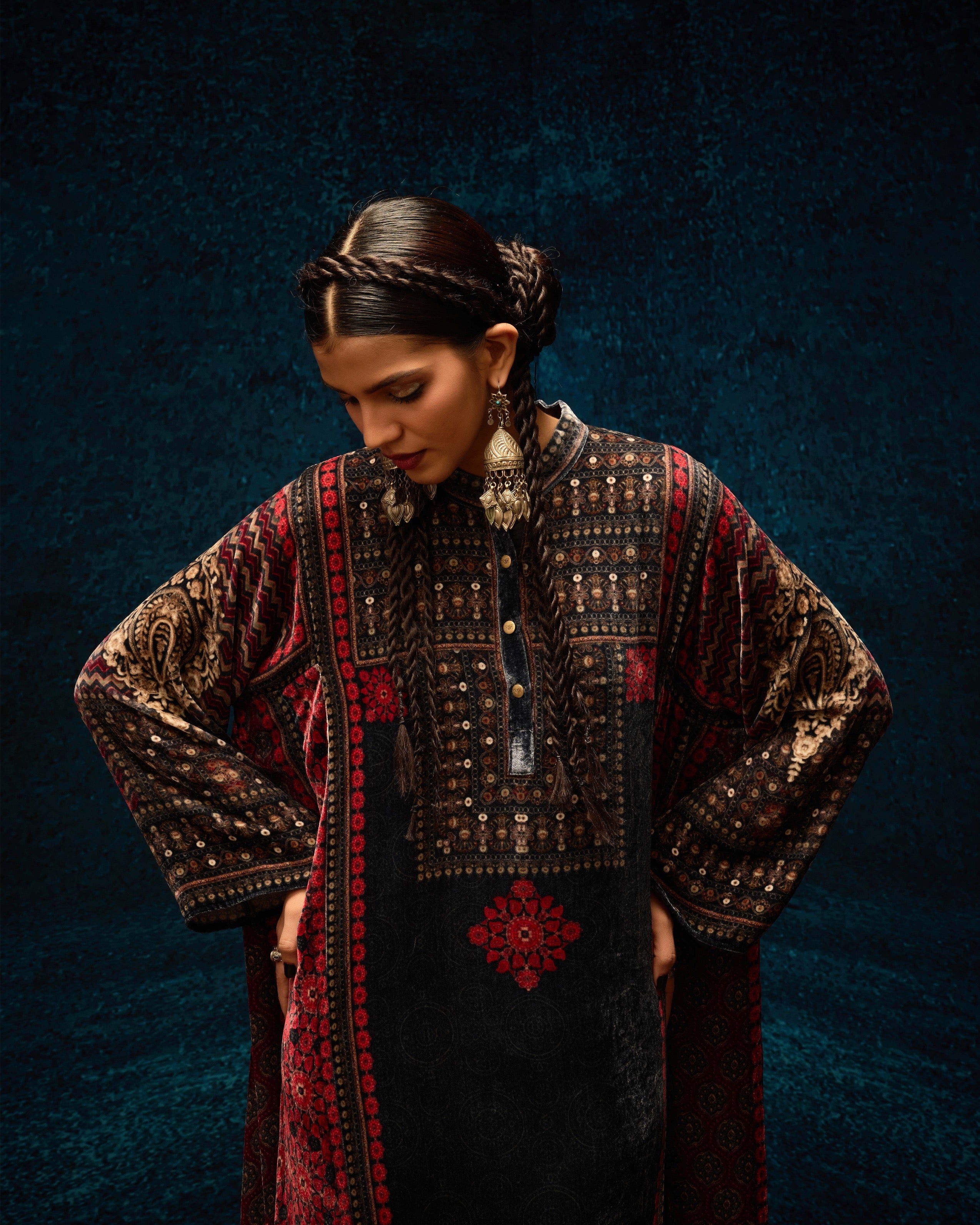 Ajrakh : Ghazala - Black/Red