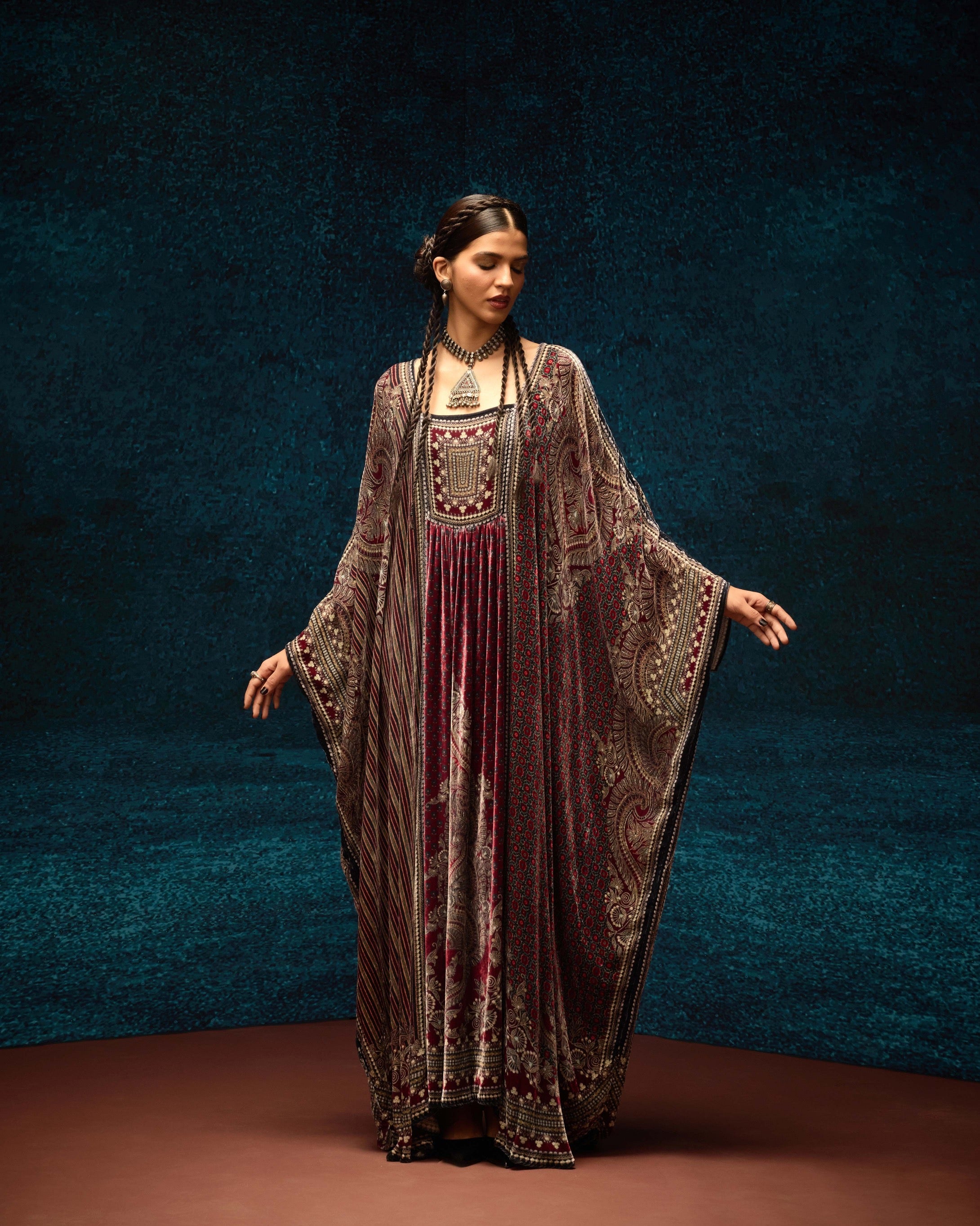 Ajrakh/Shiraz : Yolanda - Maroon