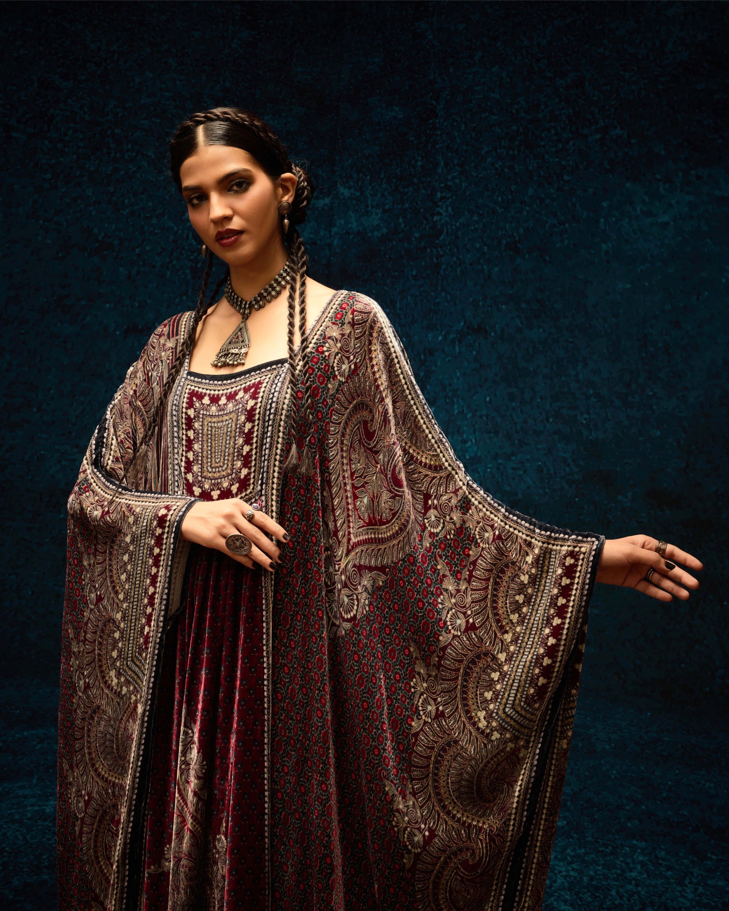 Ajrakh/Shiraz : Yolanda - Maroon