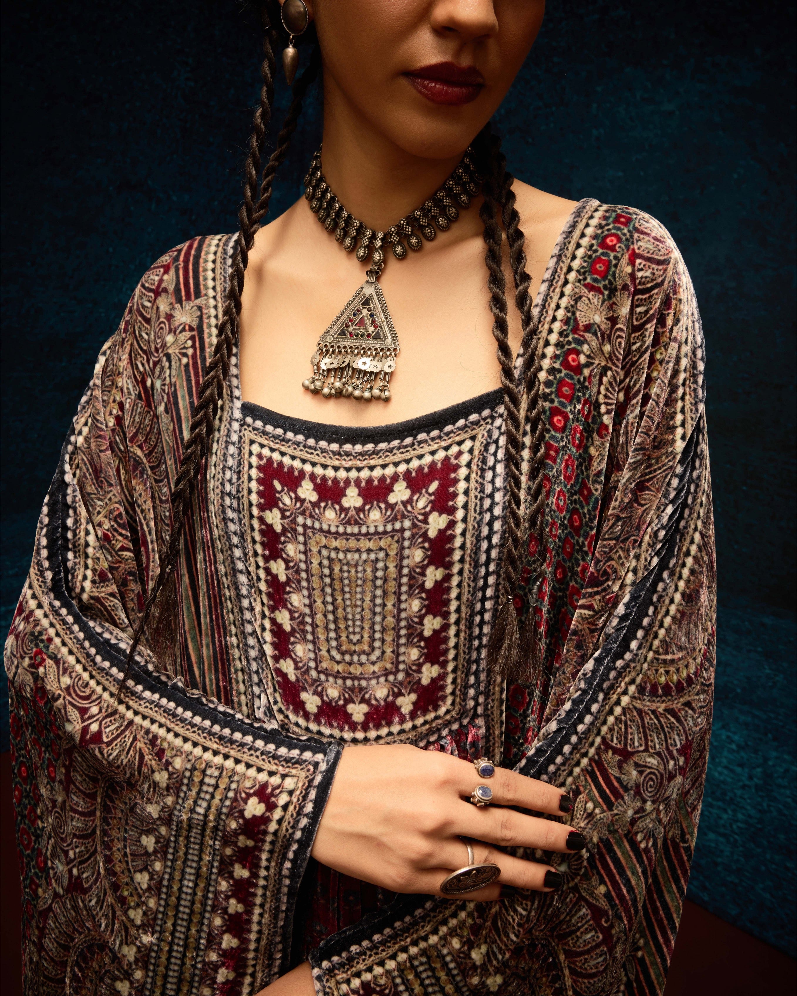 Ajrakh/Shiraz : Yolanda - Maroon