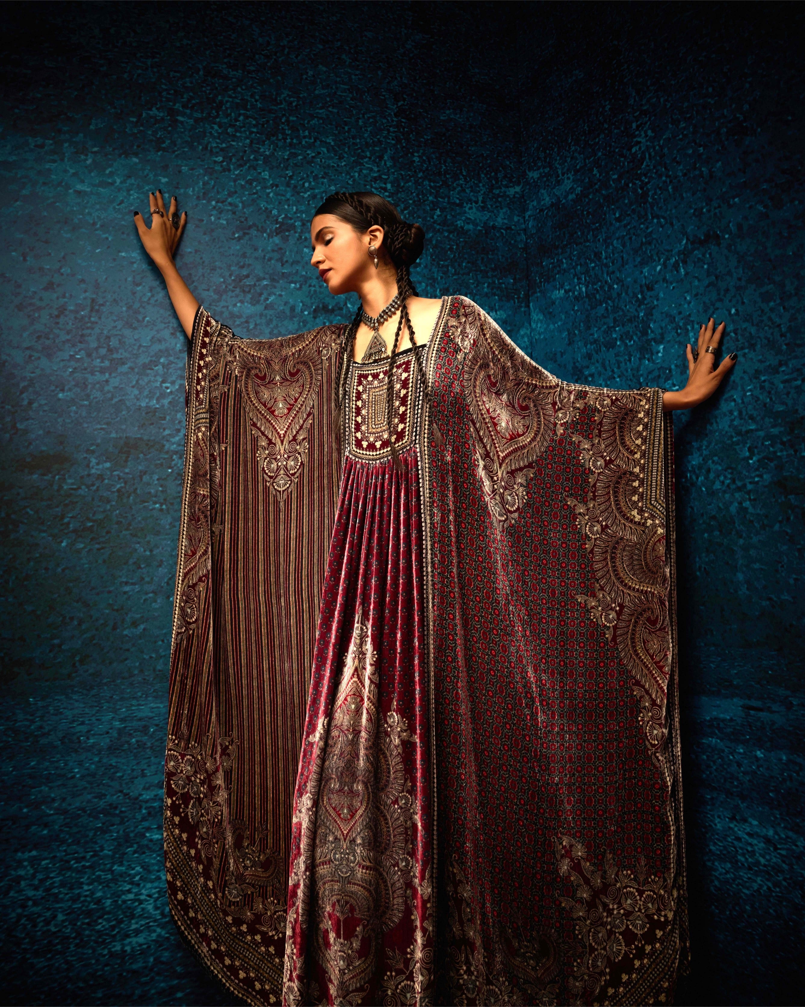 Ajrakh/Shiraz : Yolanda - Maroon