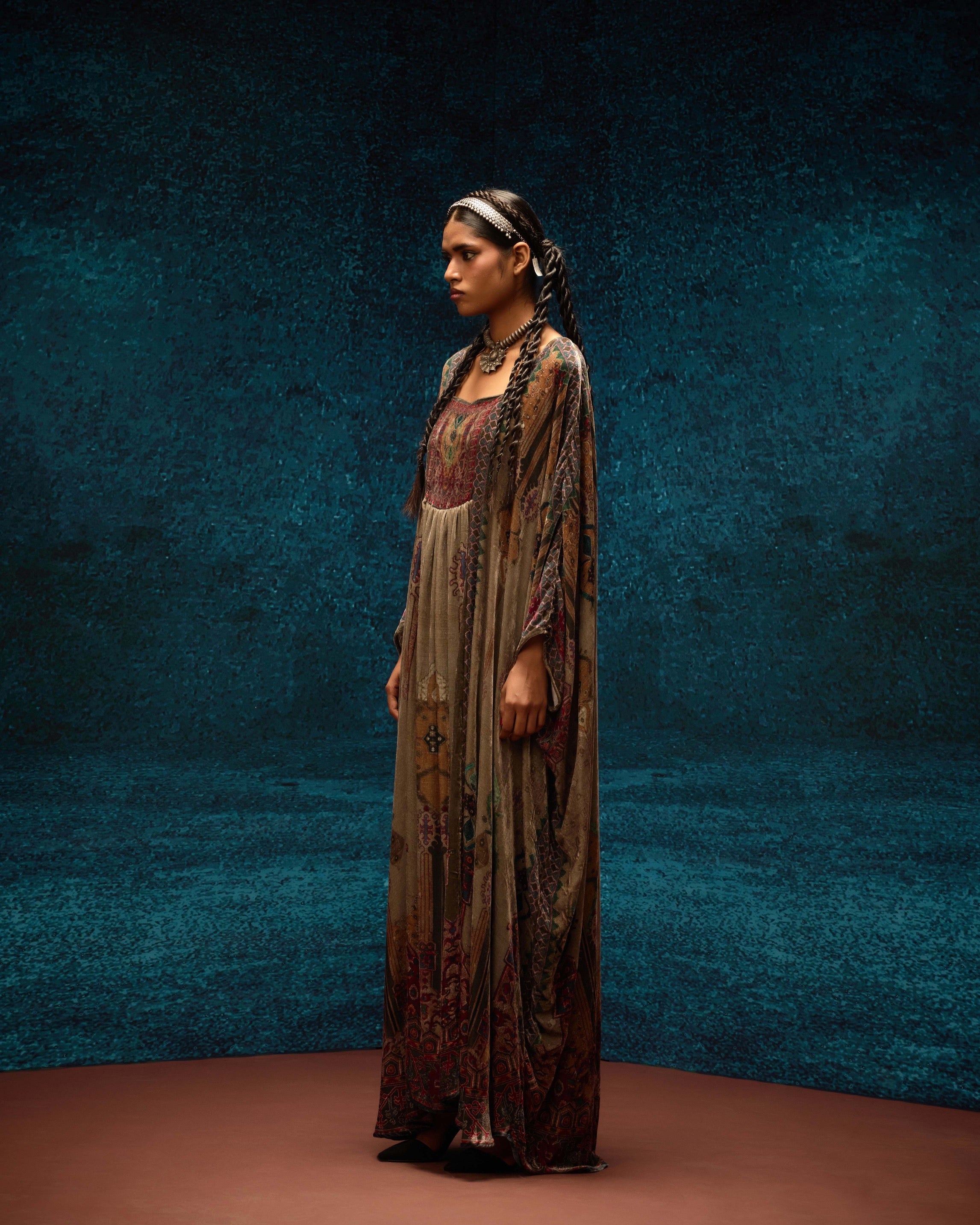 Ajrakh/Shiraz : Yolanda - Taupe