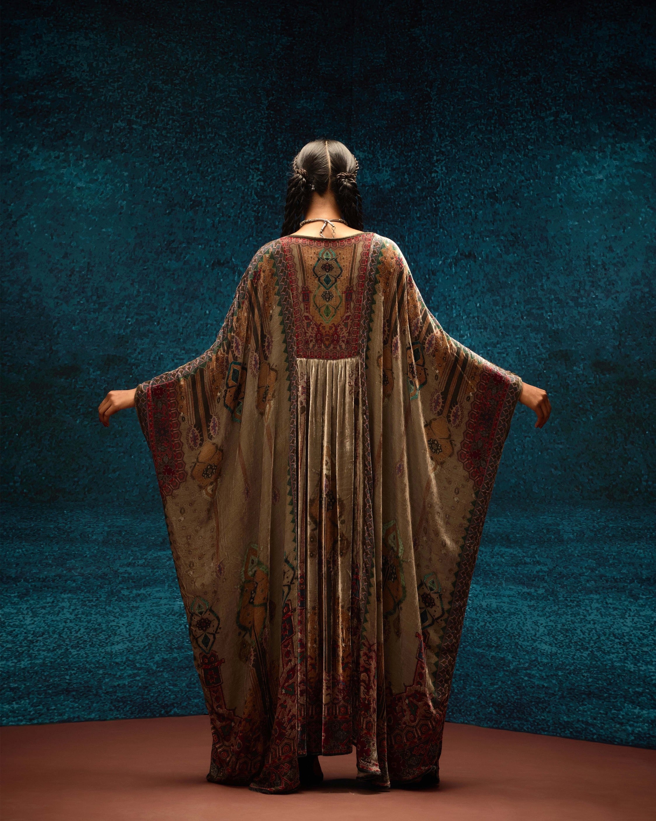 Ajrakh/Shiraz : Yolanda - Taupe