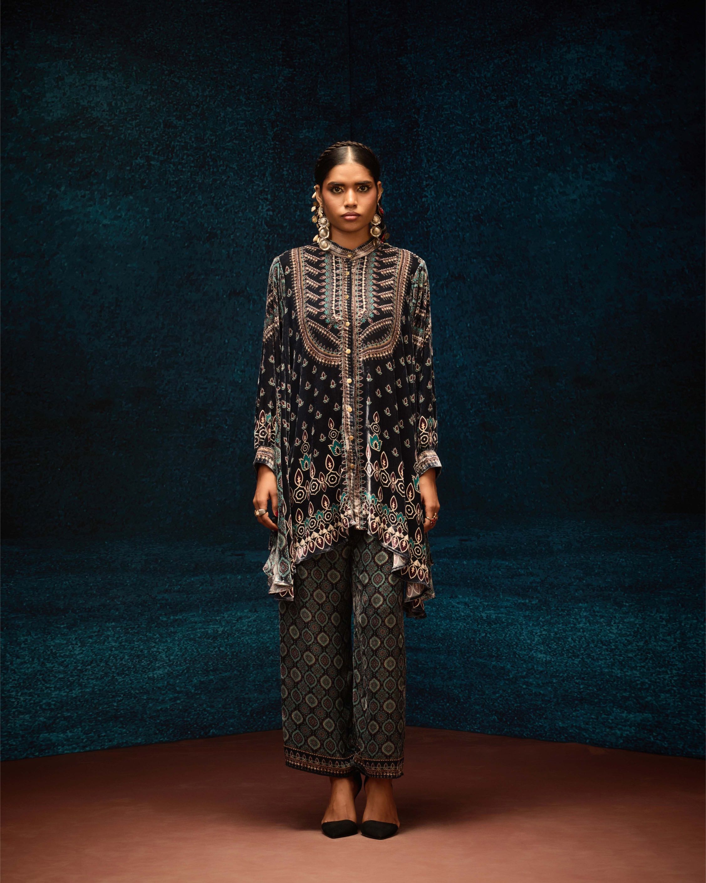 Ajrakh : Nilofer - Black