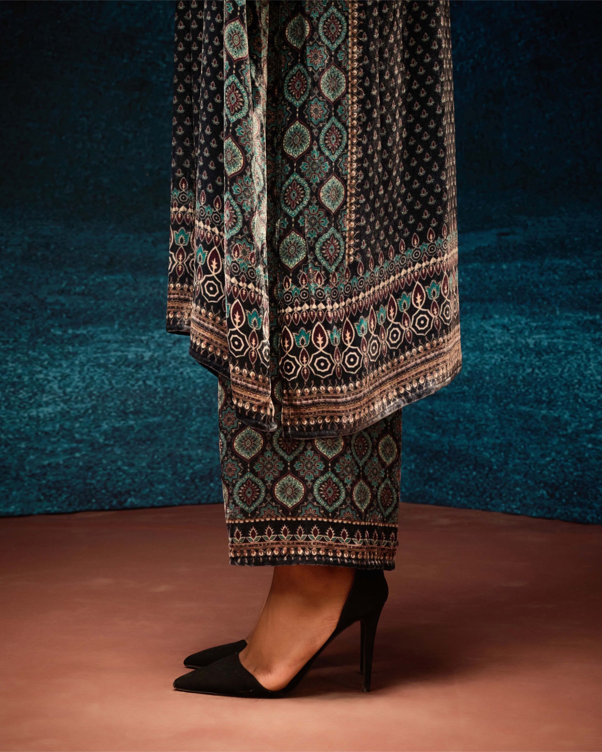 Ajrakh : Banera - Black