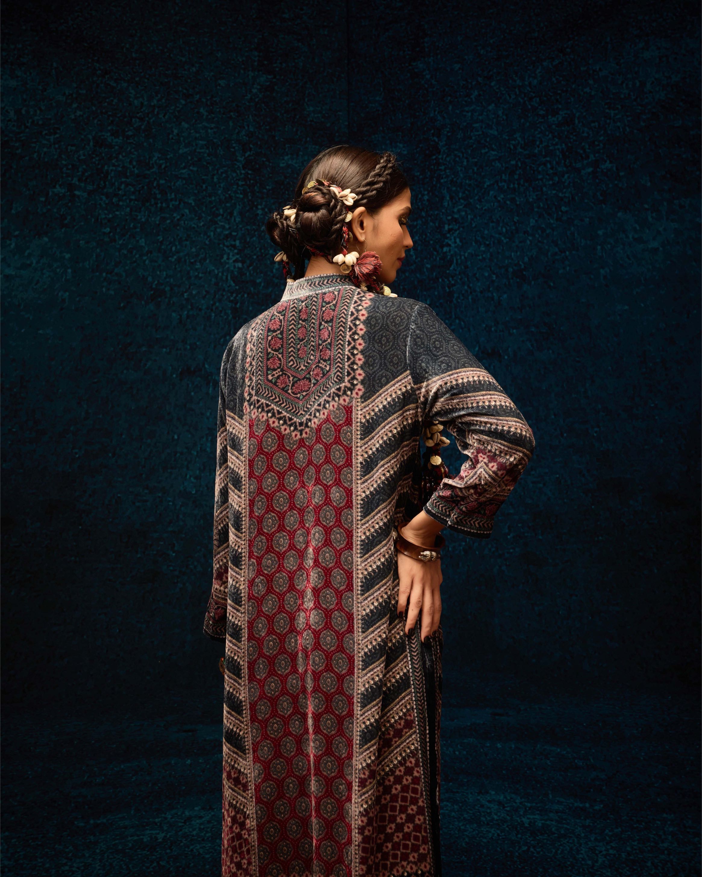 Ajrakh : Ramin - Black/Maroon