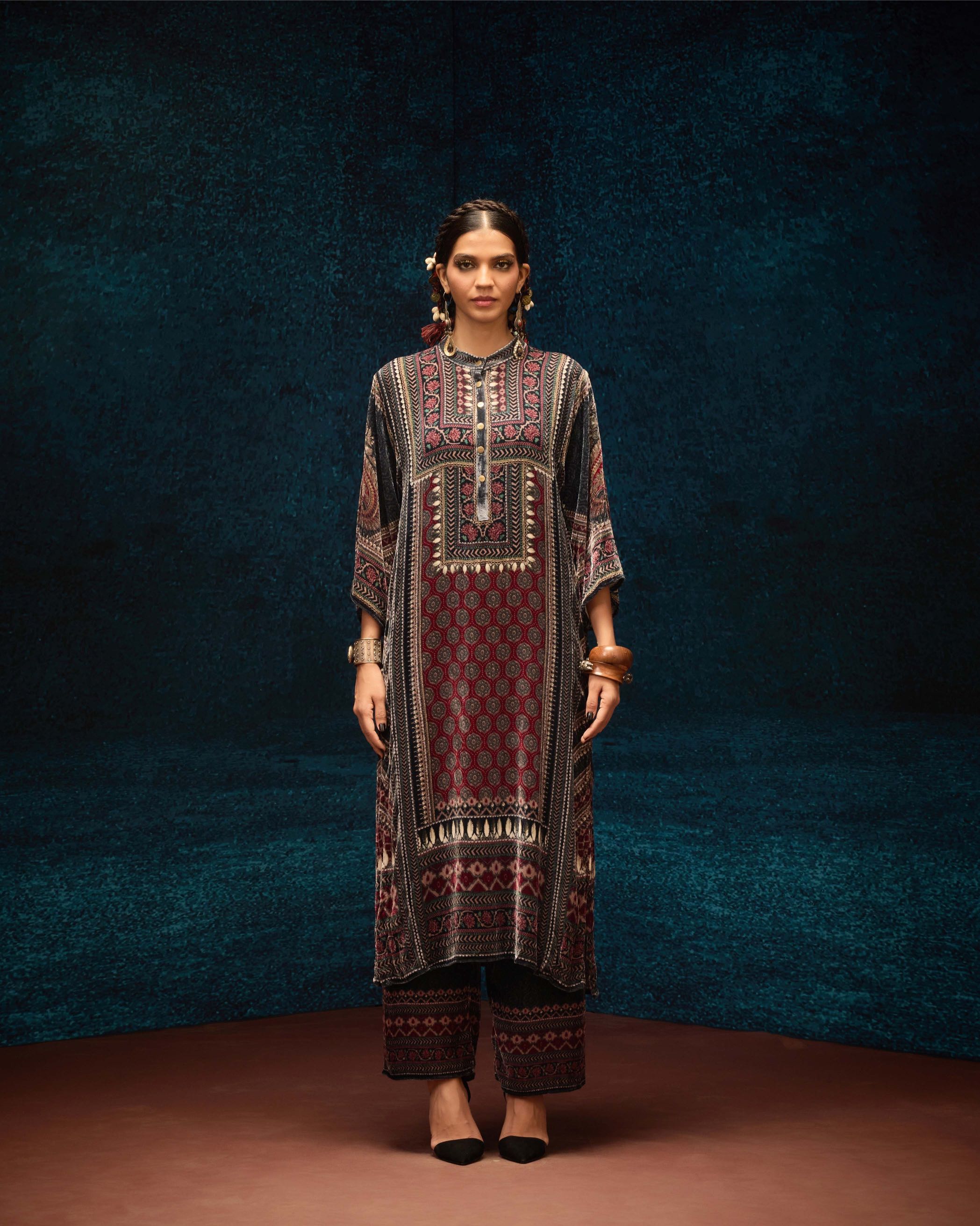 Ajrakh : Ghazala - Black/Maroon