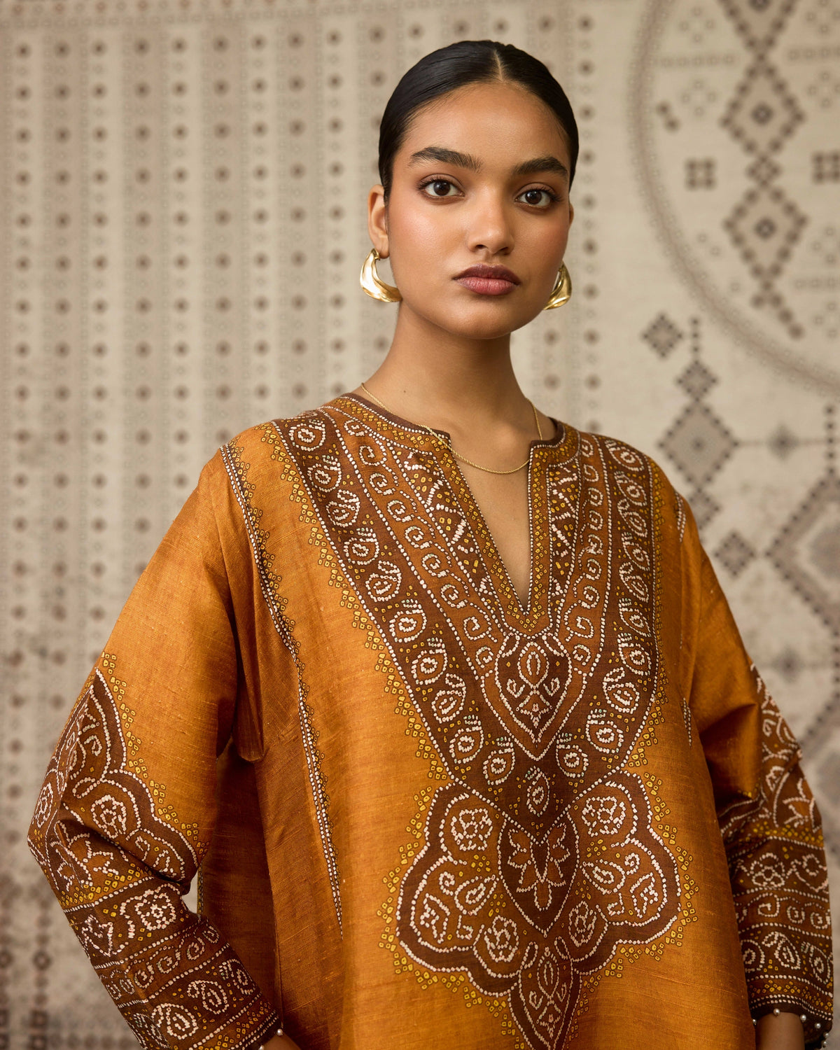 BANDHEJ : Amrapali