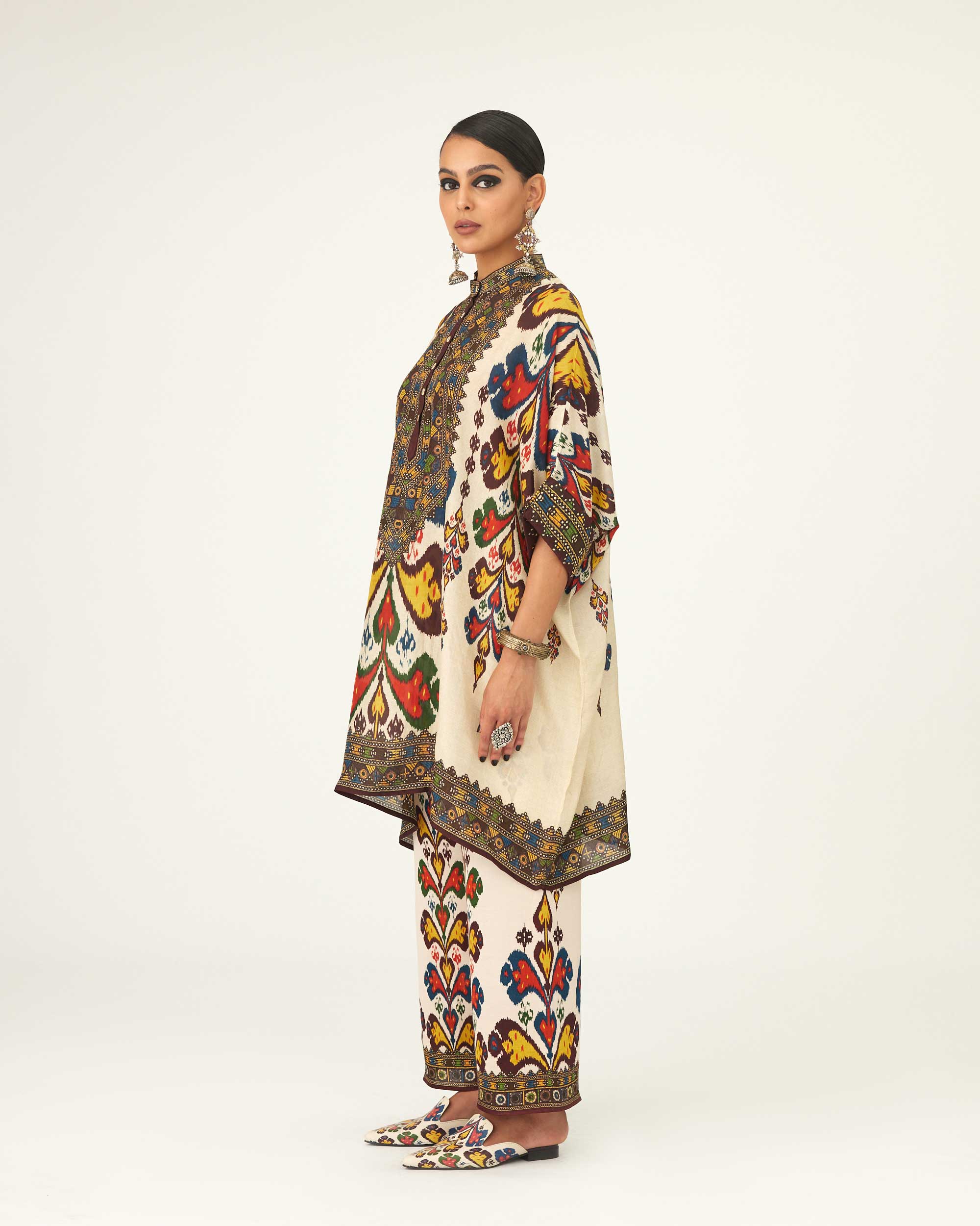 Morocco : Chanel 36" - Beige