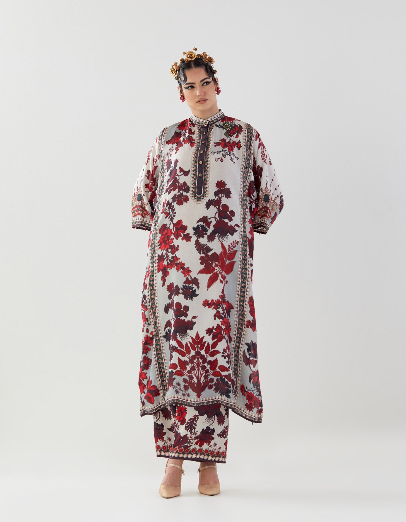 Nizam : Ghazala - Ivory/Red
