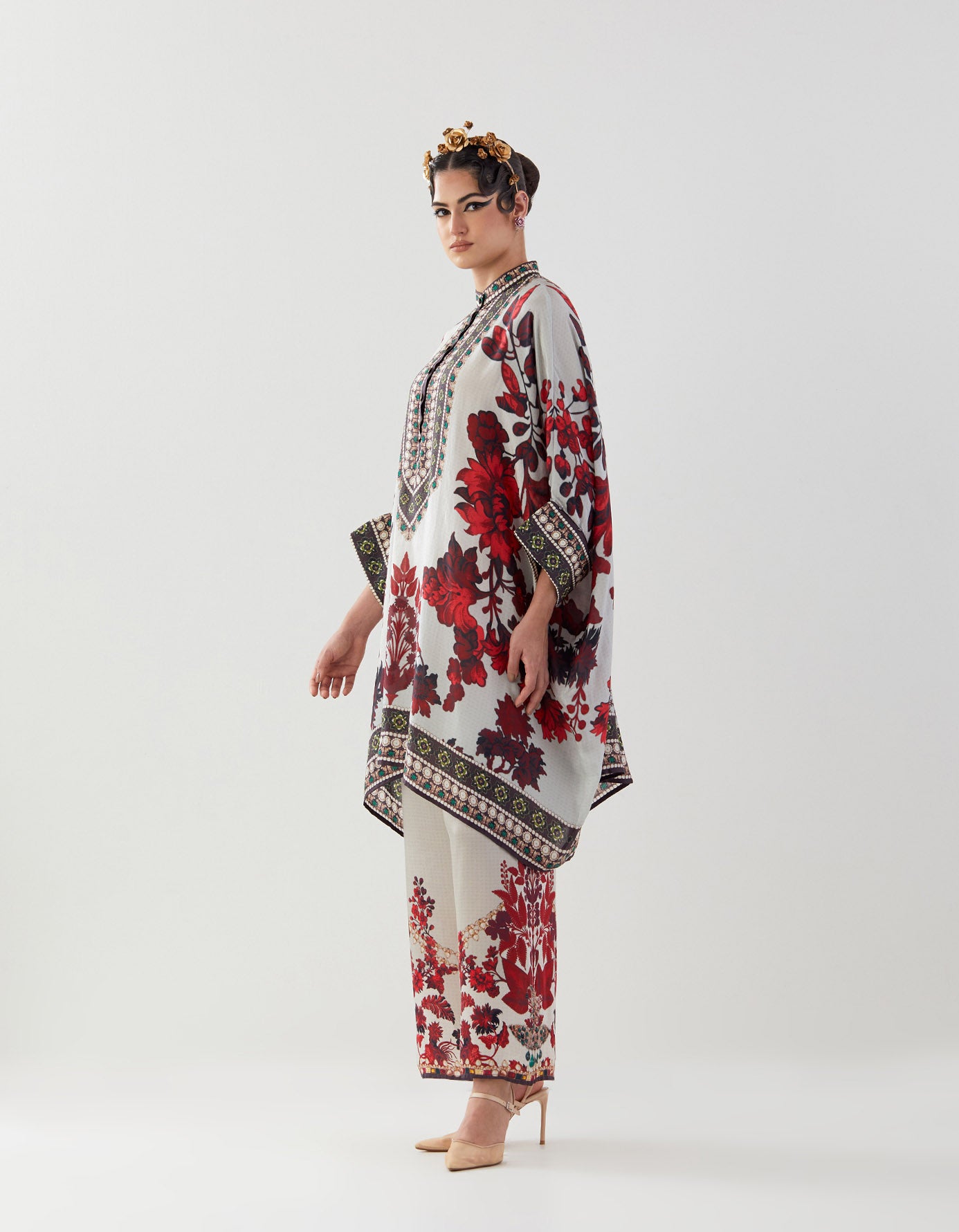 Nizam : Chanel 36" - Ivory/Red