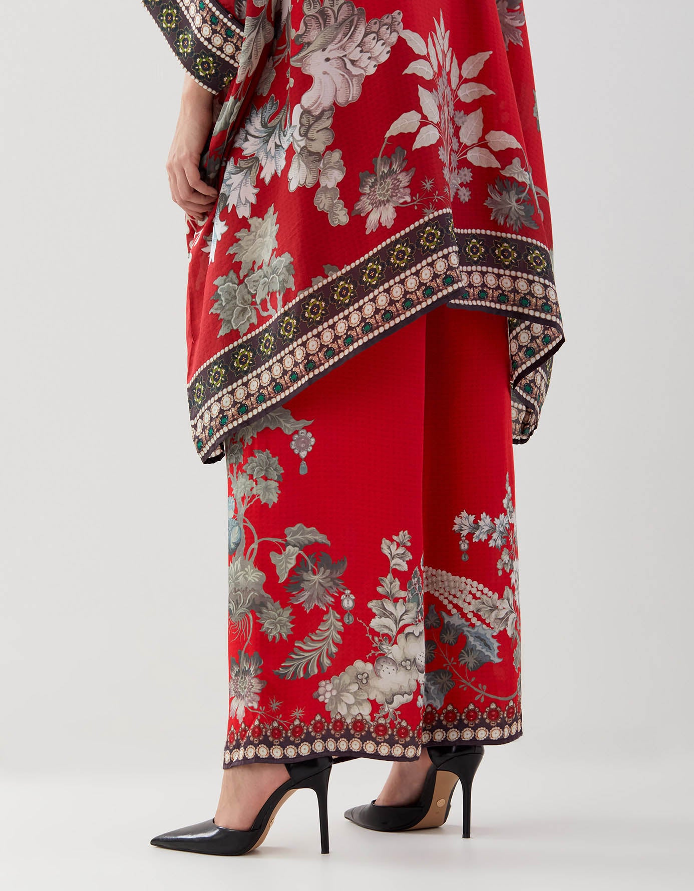 Nizam : Chanel 36" - Red/Slate