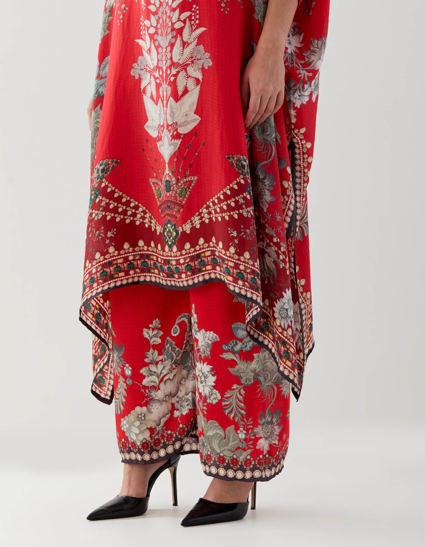 Nizam : Chantelle - Red/Slate