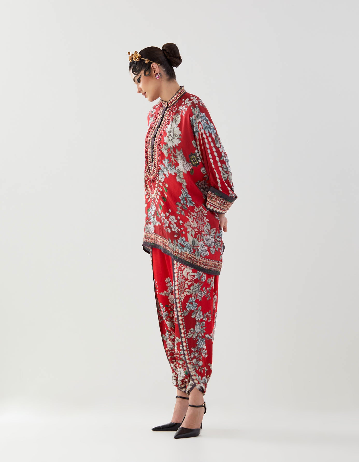 Nizam : Chanel/Sonth - Red/Slate