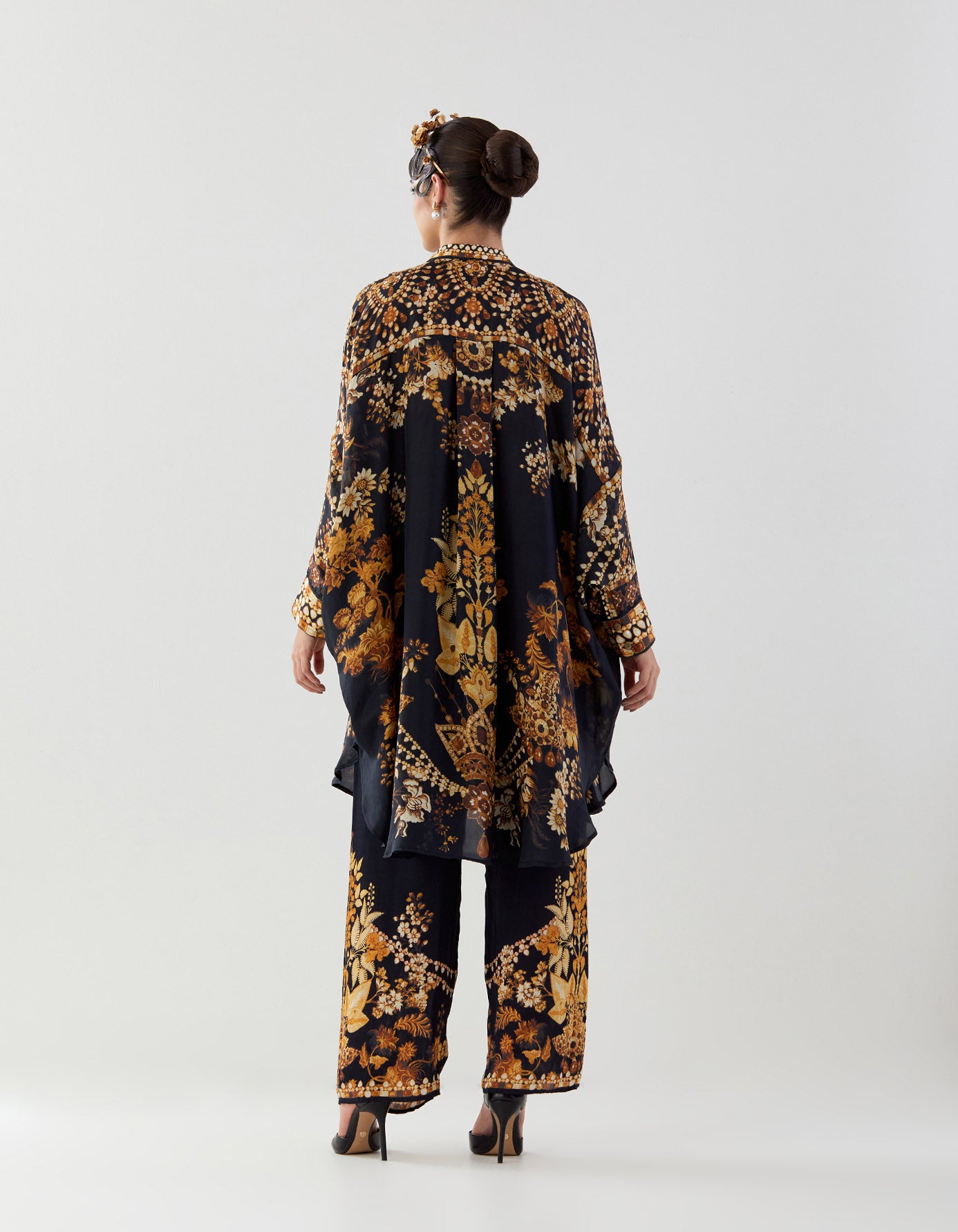 Nizam : Mabel - Black/Gold