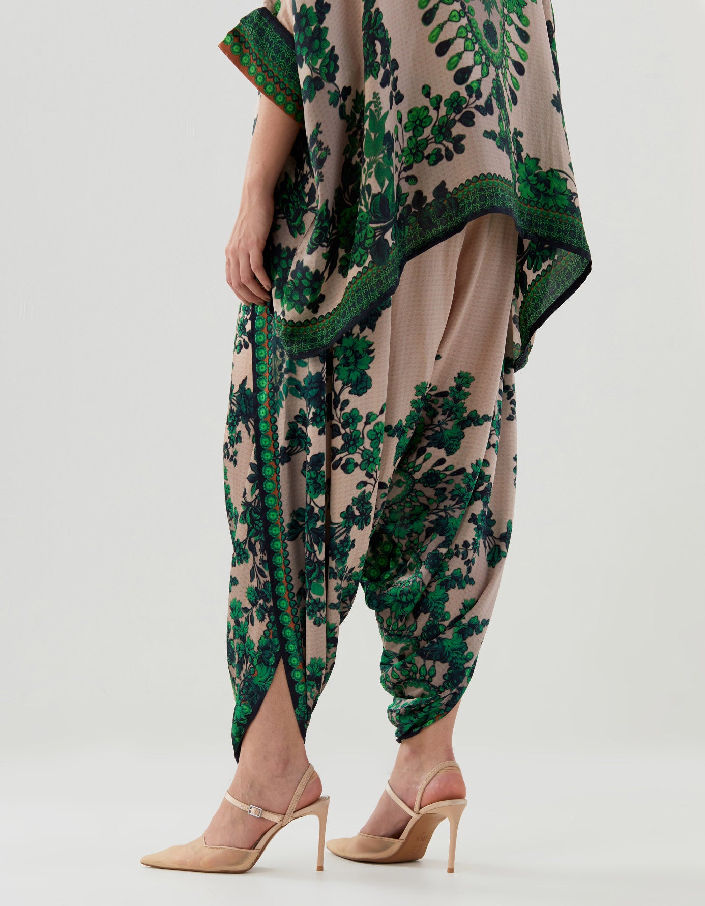 Nizam : Chanel/Sonth - Nude/Emerald
