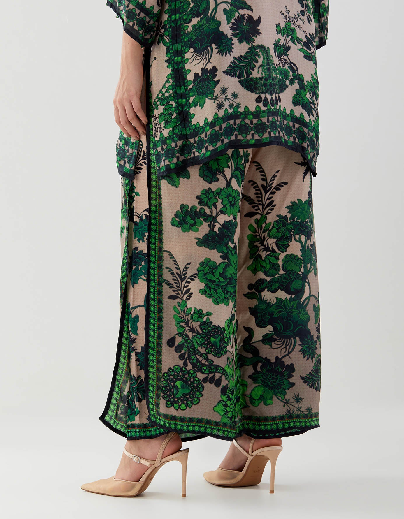 Nizam : Ghazal/Gloria - Nude/Emerald