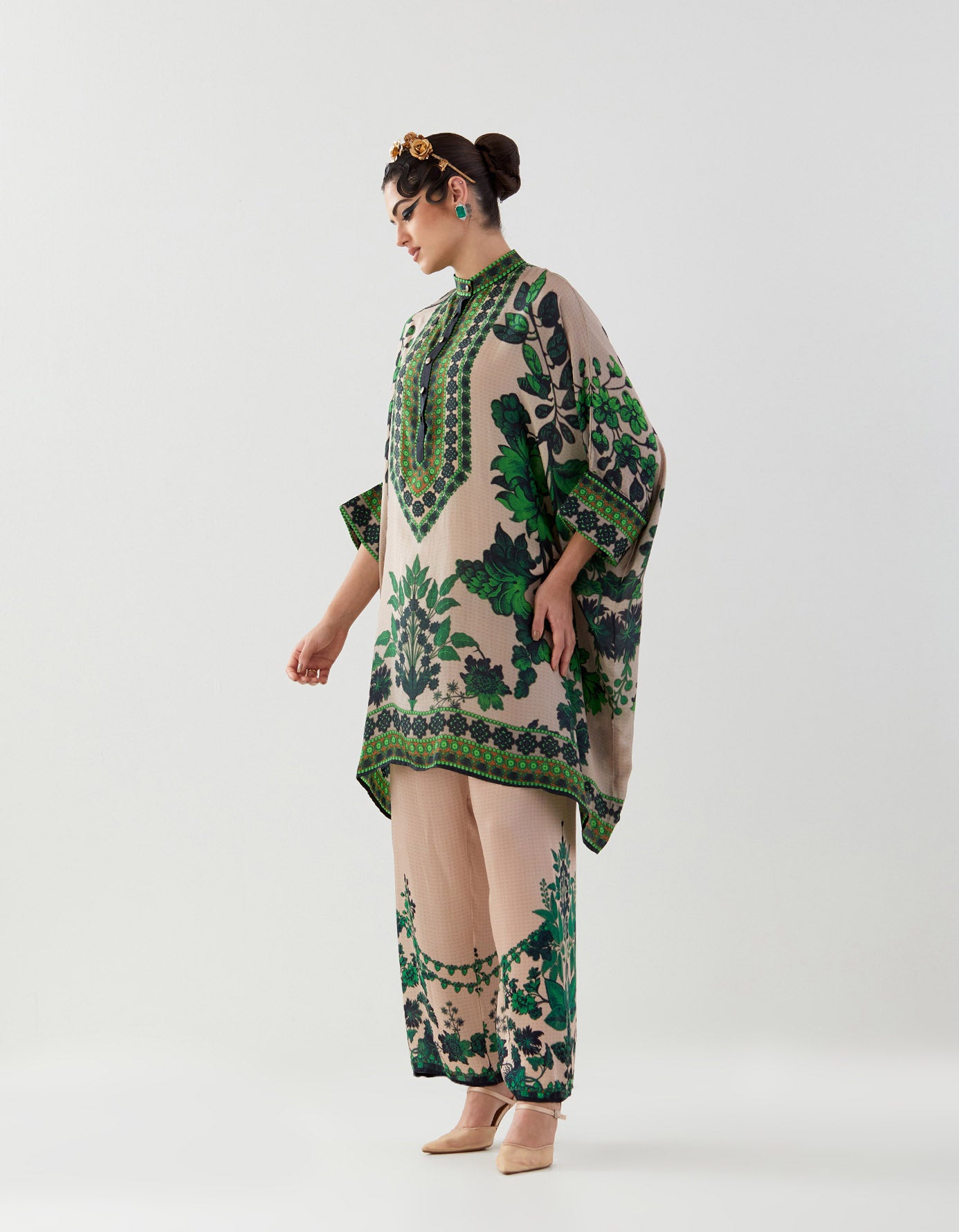 Nizam : Chanel 36" - Nude/Emerald