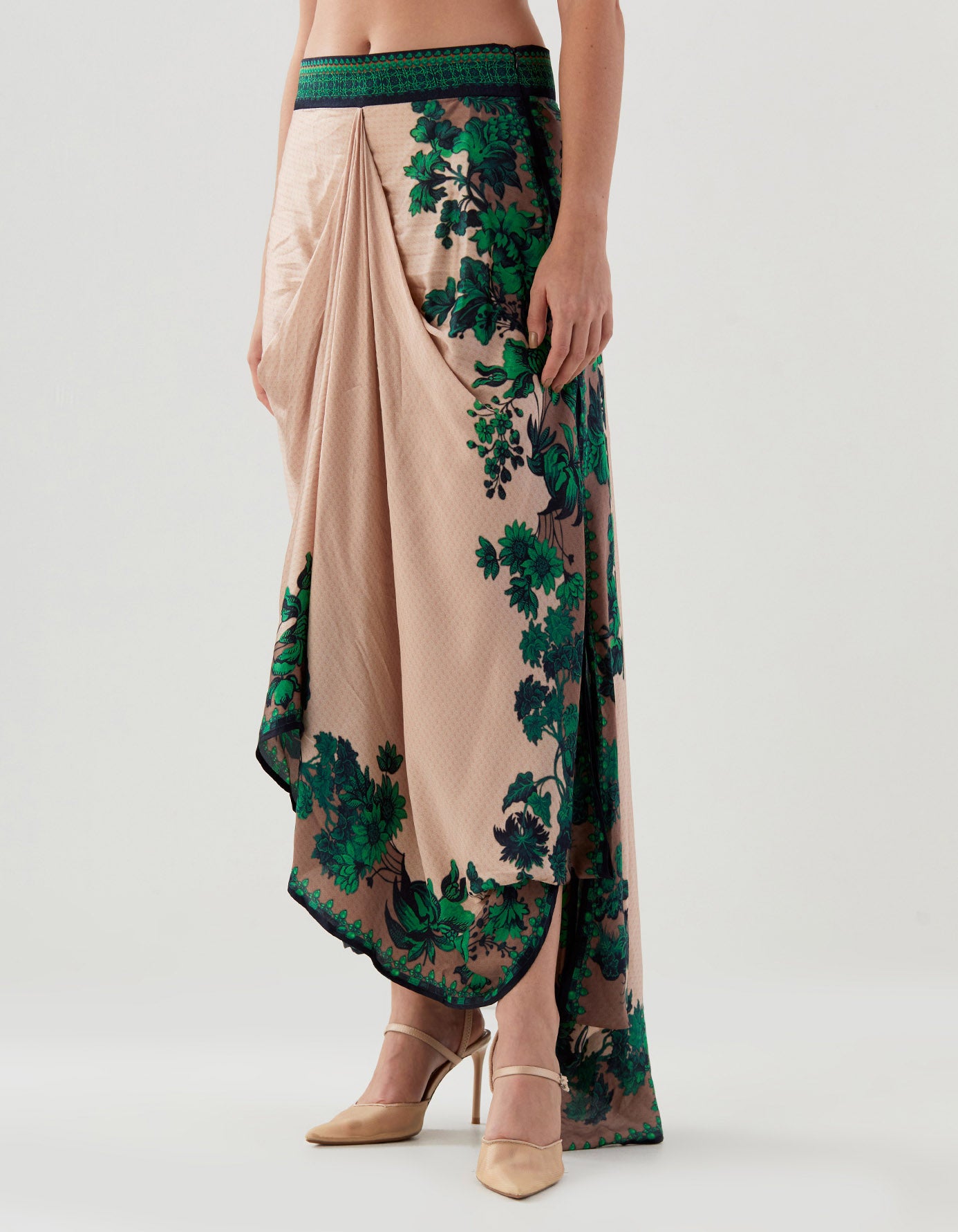 Nizam : Insha - Nude/Emerald