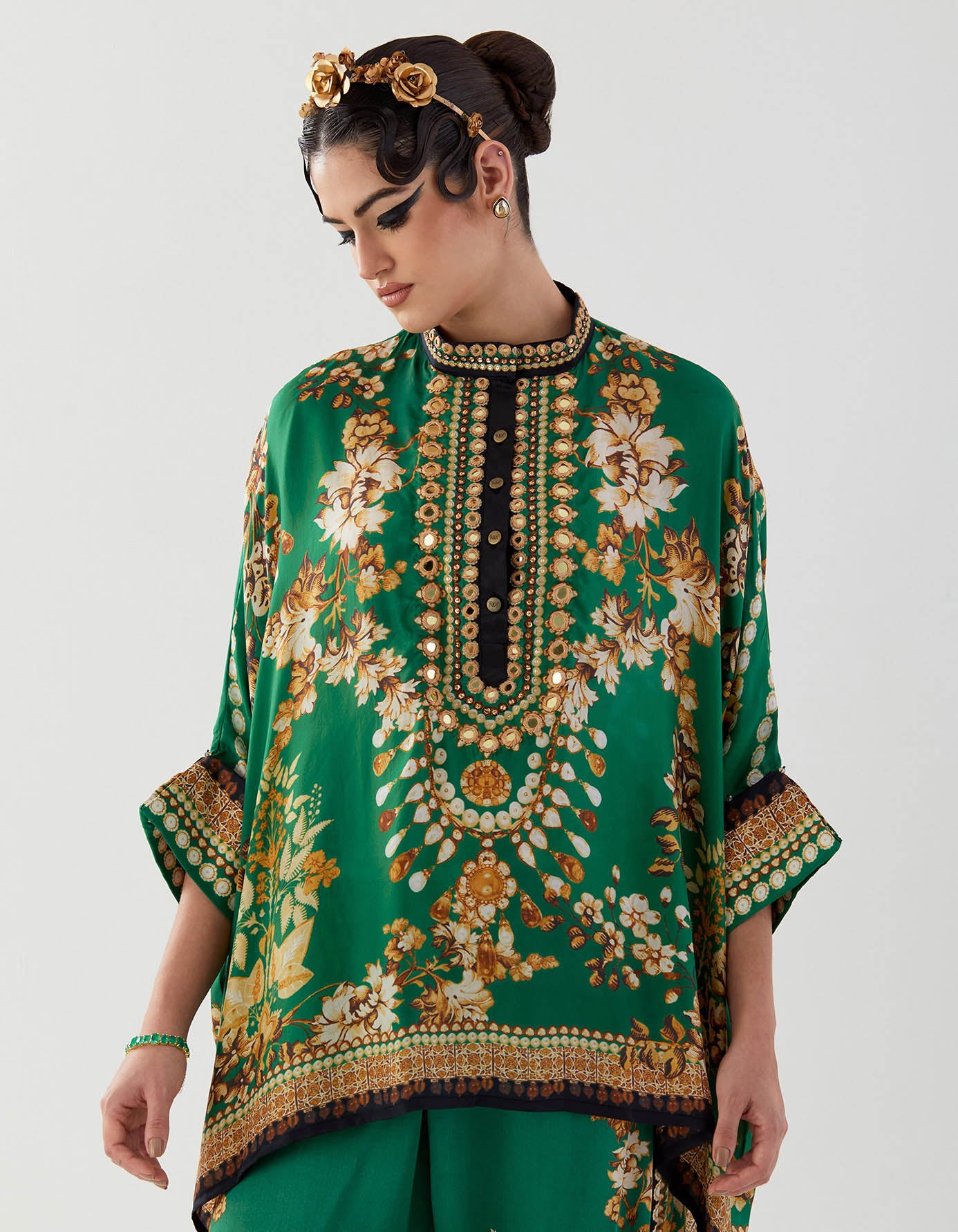 Nizam : Chanel/Sonth - Shamrock Green
