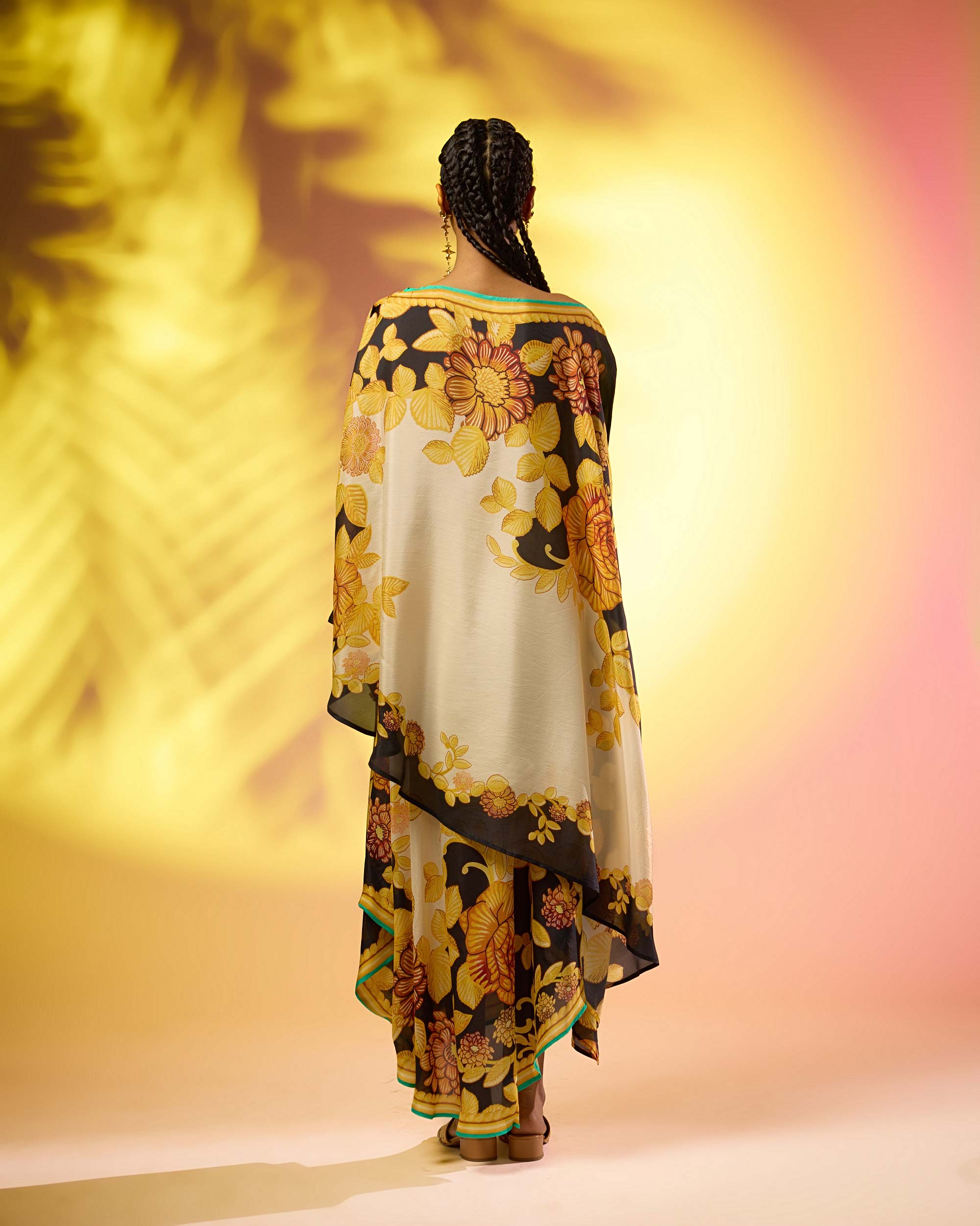 Jamaica : Kamini - Ivory/Yellow