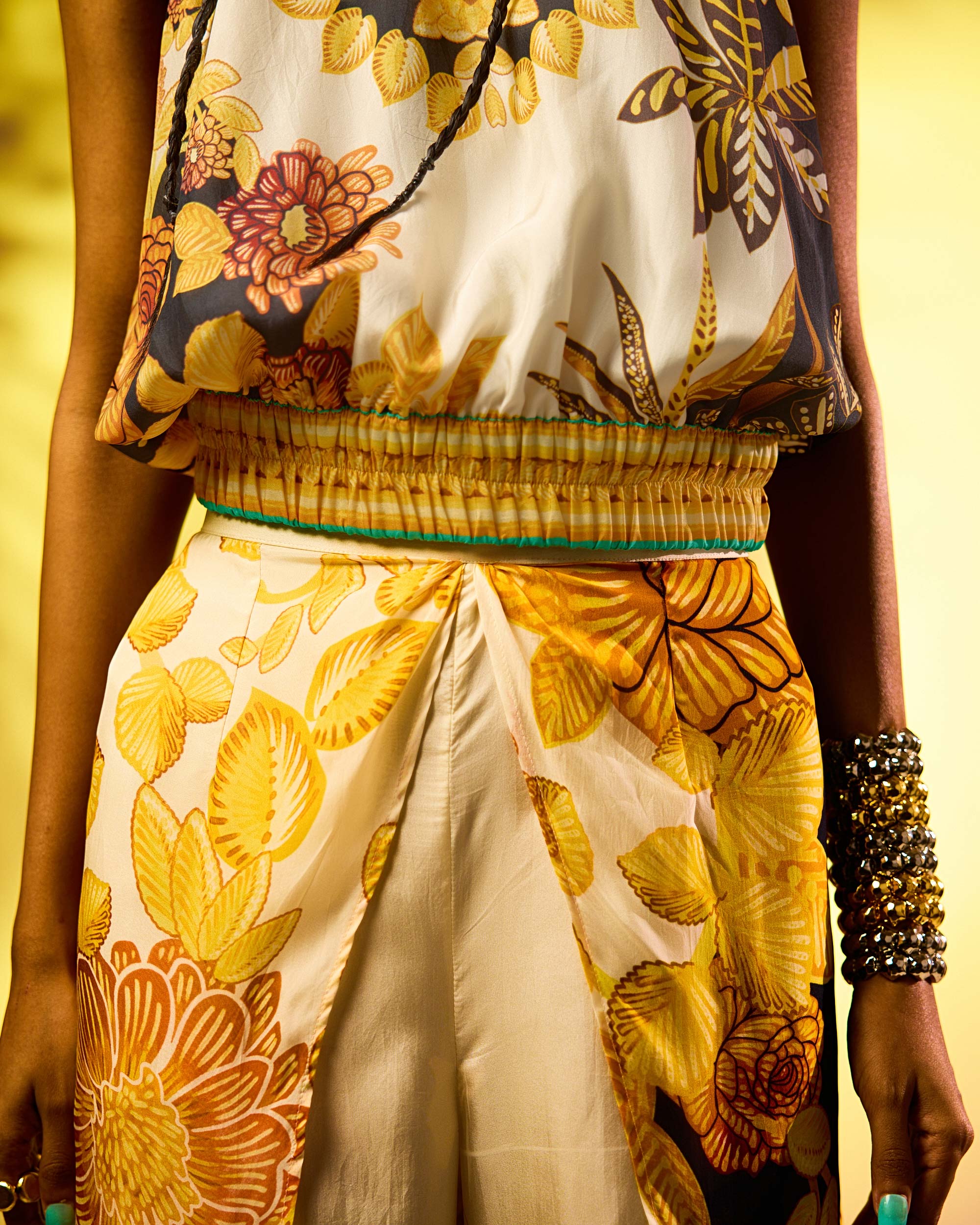 Jamaica : Chandani/Gulbano - Ivory/Yellow